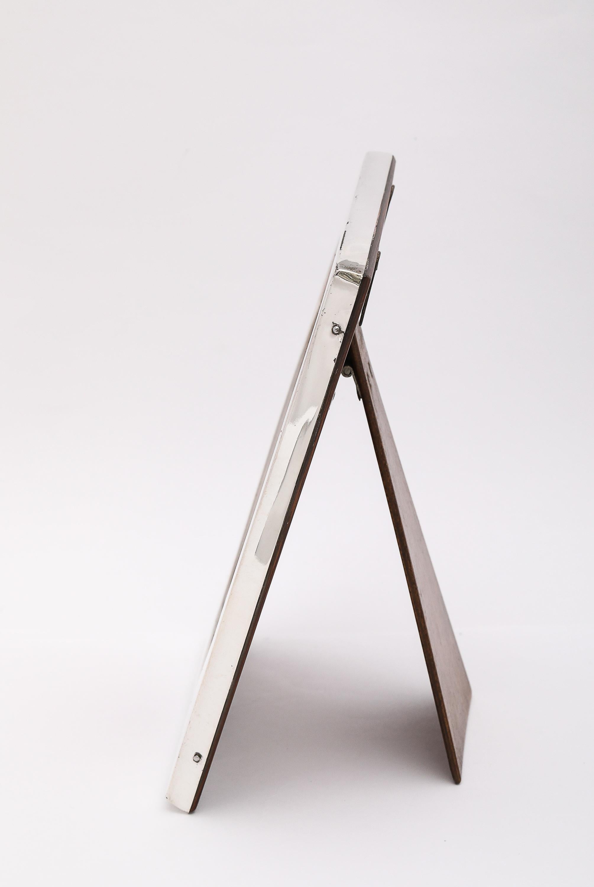 Inizio XX secolo Fama da quadro con supporto in legno in argento Sterling di epoca edoardiana in vendita