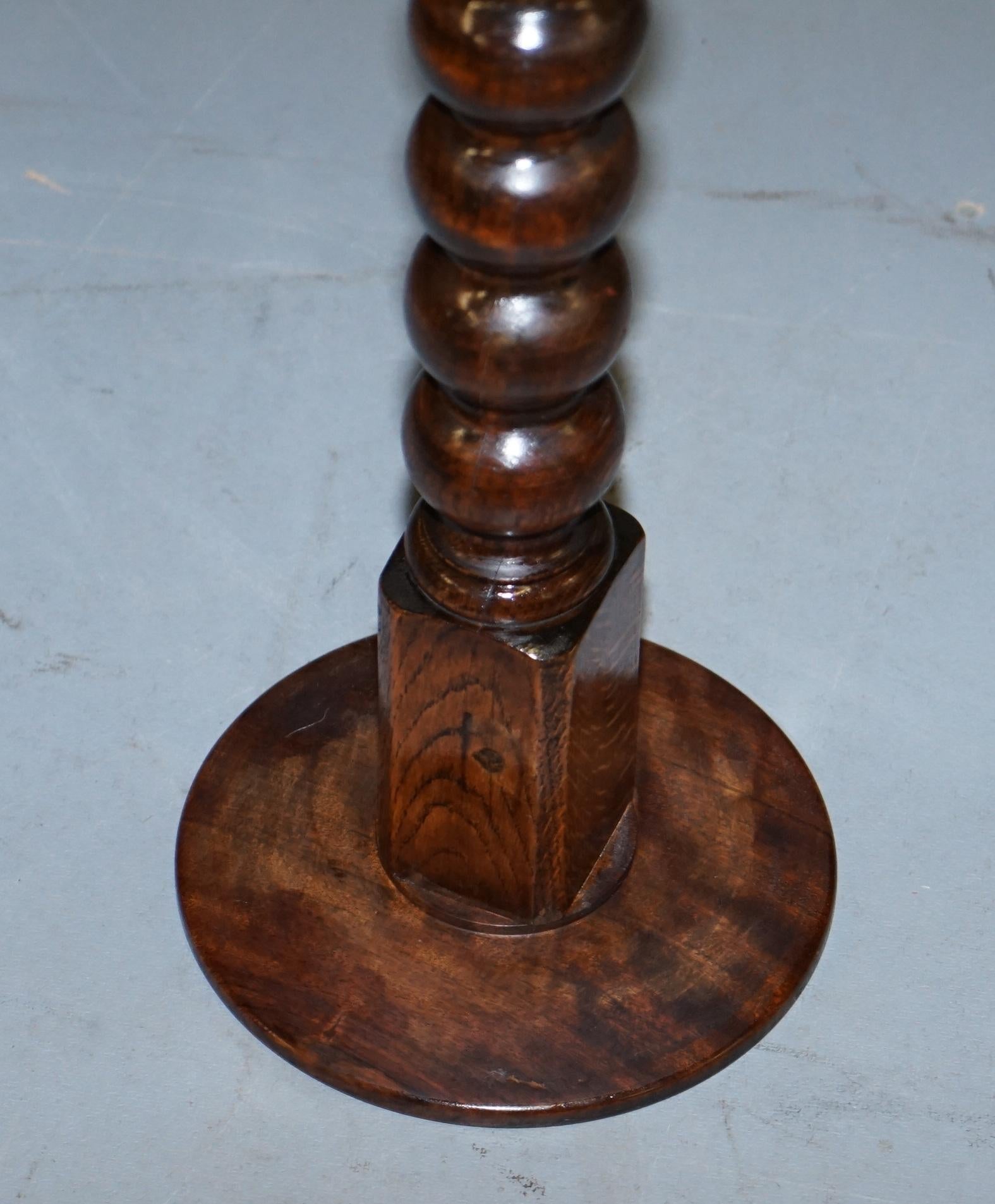 Edwardian Period Tall English Oak Walnut Bobbin Turned Lamp Wine Side End Table 7