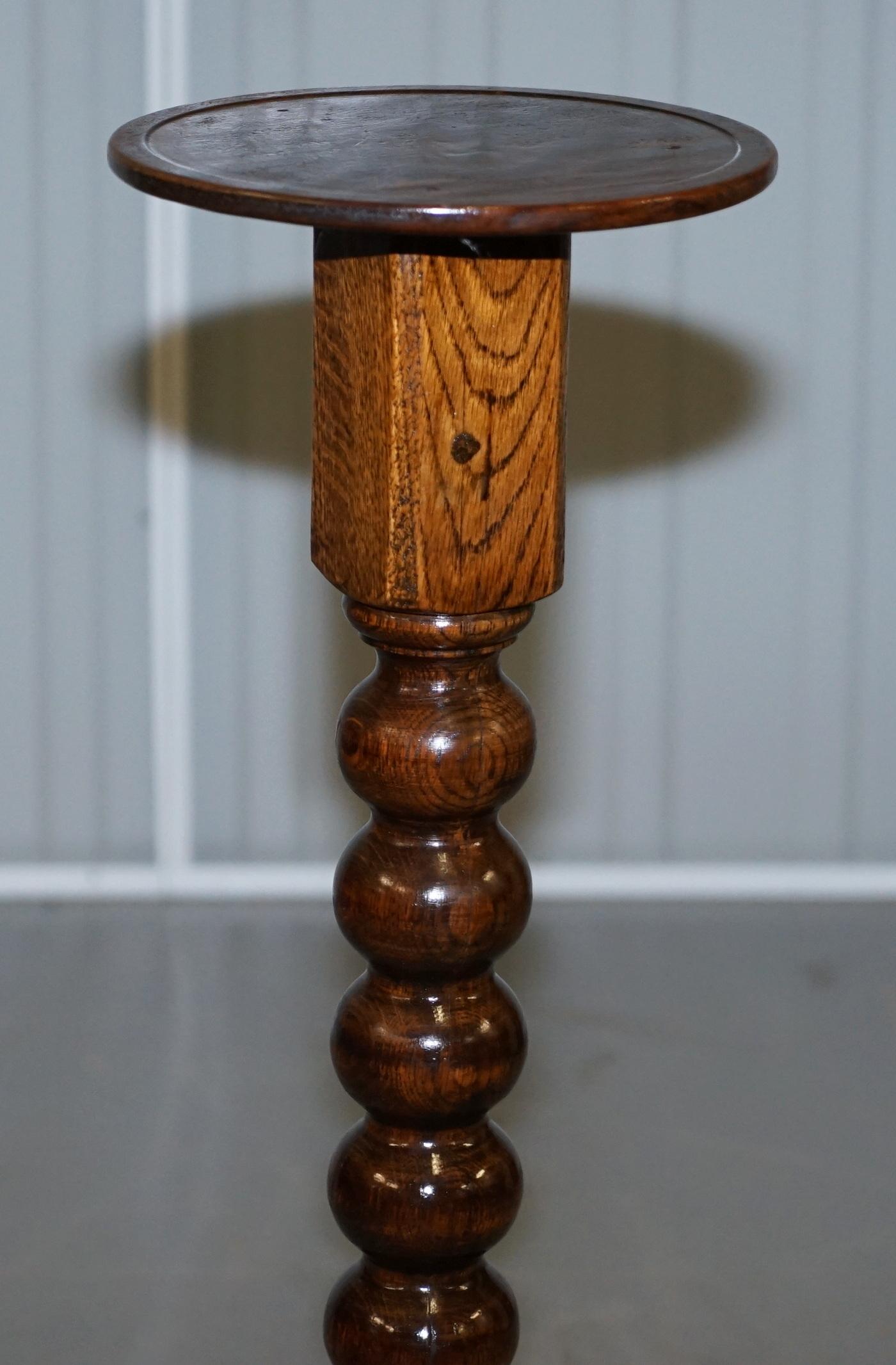 Hand-Crafted Edwardian Period Tall English Oak Walnut Bobbin Turned Lamp Wine Side End Table