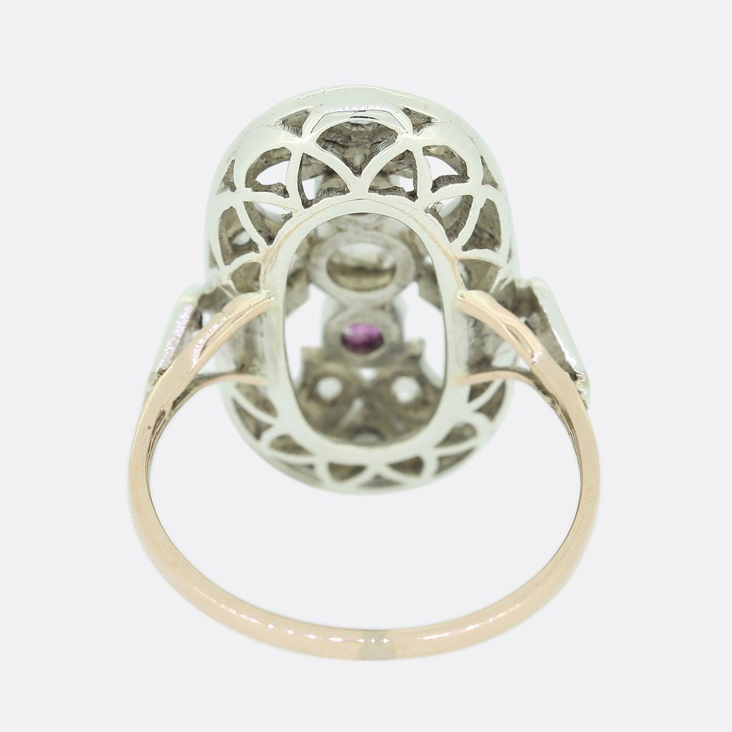 Navette-Ring aus edwardianischem rosa Saphir und Diamant (Rosenschliff) im Angebot