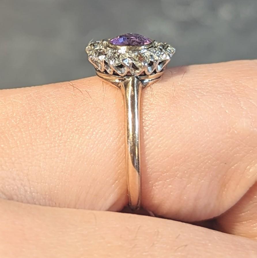 Antiker edwardianischer rosa Saphir Diamant Platin 18 Karat Gold Antiker Halo Cluster-Ring mit Halo im Angebot 6