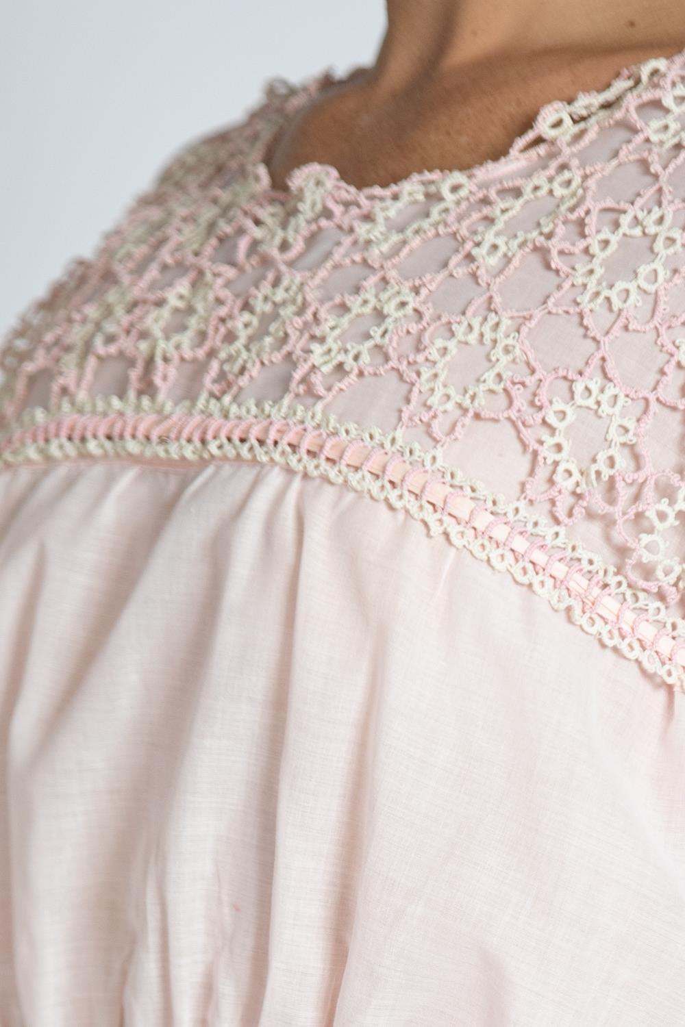 Edwardian Pink Silk & Cotton Top With Hand Crochet Lace For Sale 3