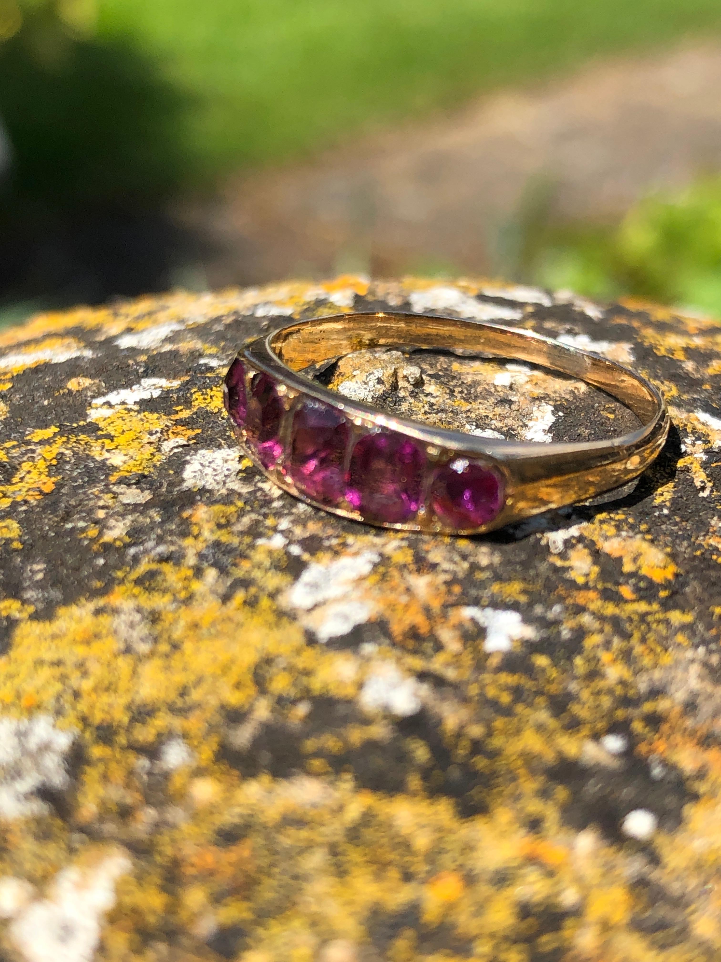 Edwardian Pink Tourmaline and 9 Carat Gold Five-Stone Ring In Good Condition In Chipping Campden, GB