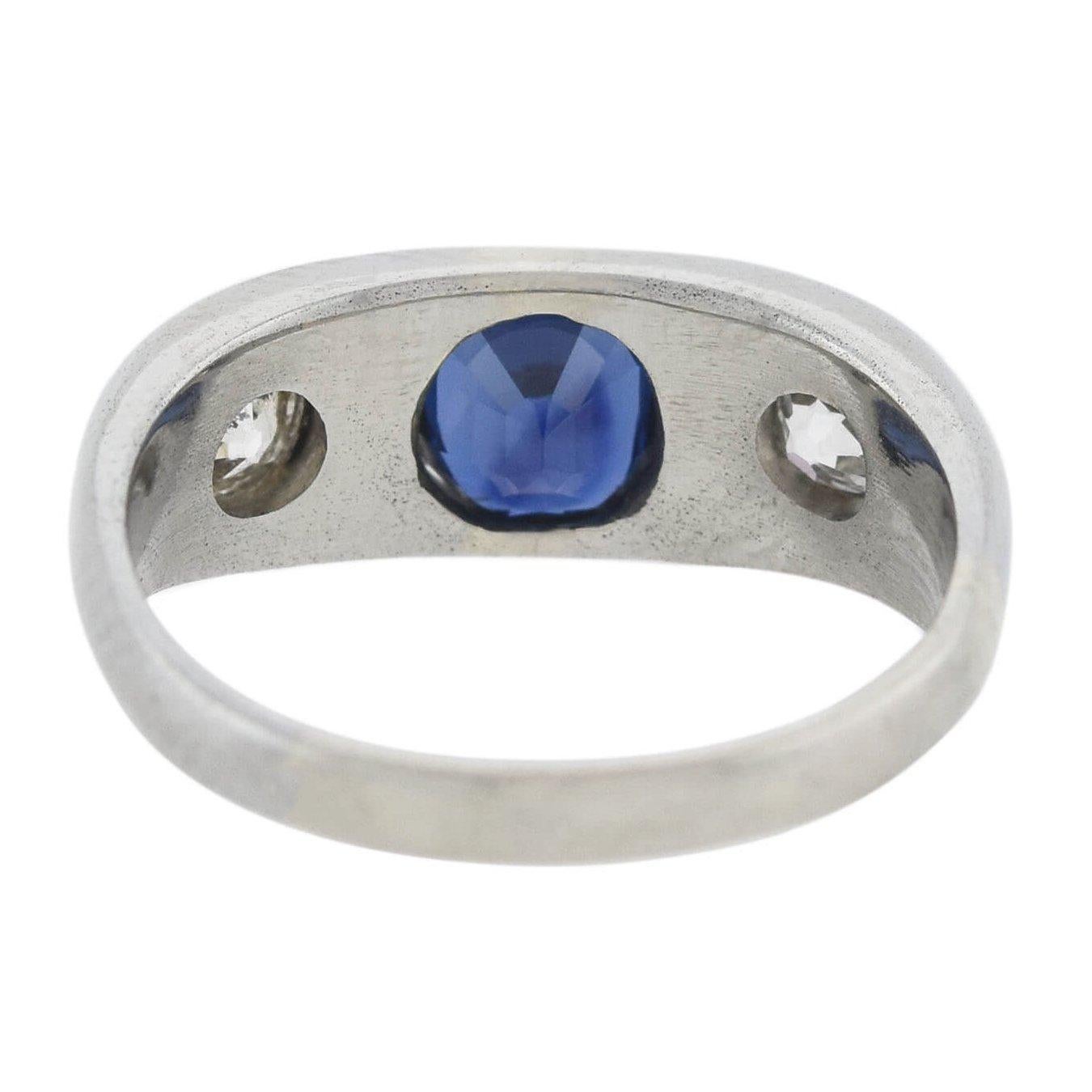 Women's or Men's Edwardian Platinum 1.00 Carat Sapphire and Diamond 3-Stone Ring For Sale