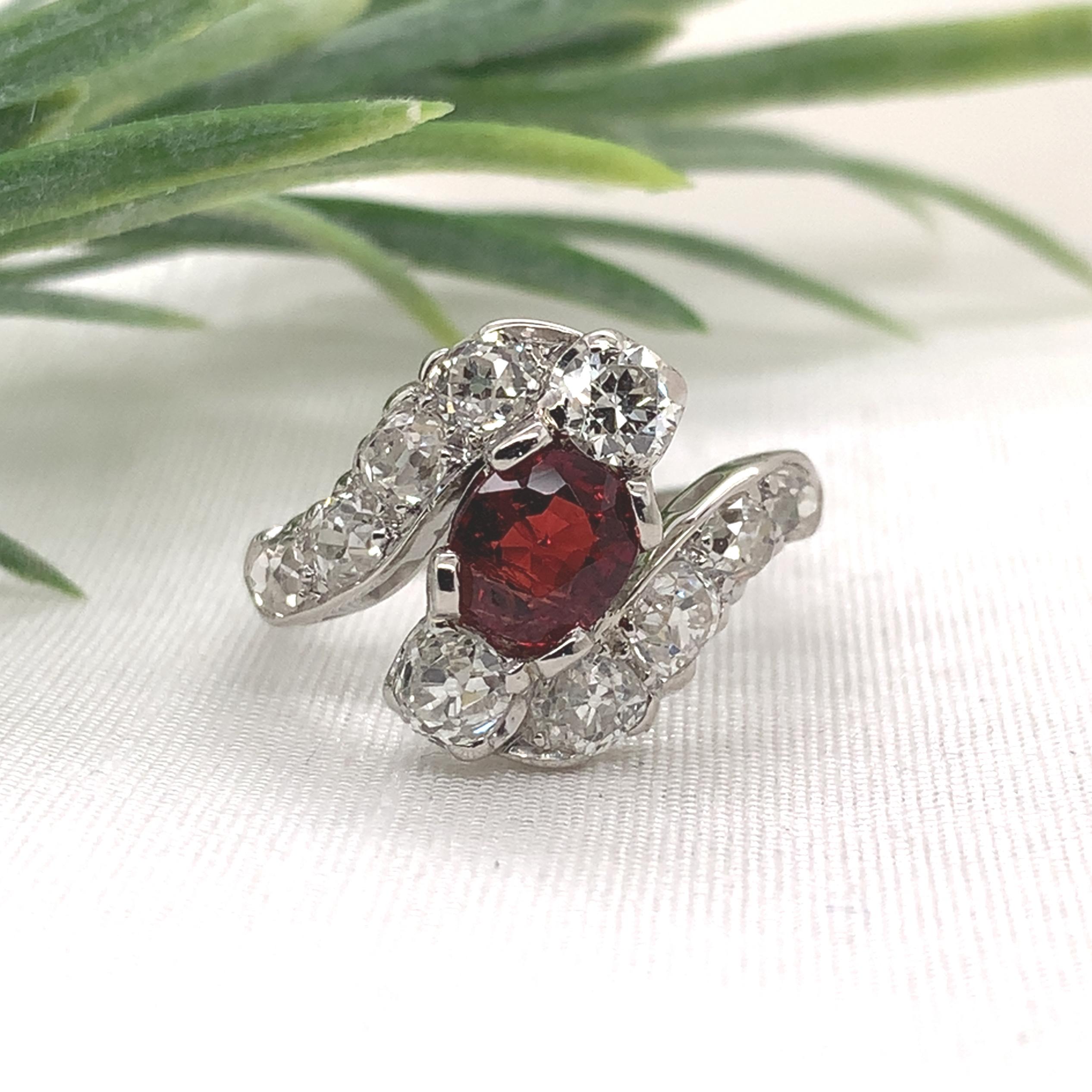 Edwardian Platinum 1.29 carat Red Spinel and 1.75 carat tw Mine Cut Diamond Ring For Sale 3