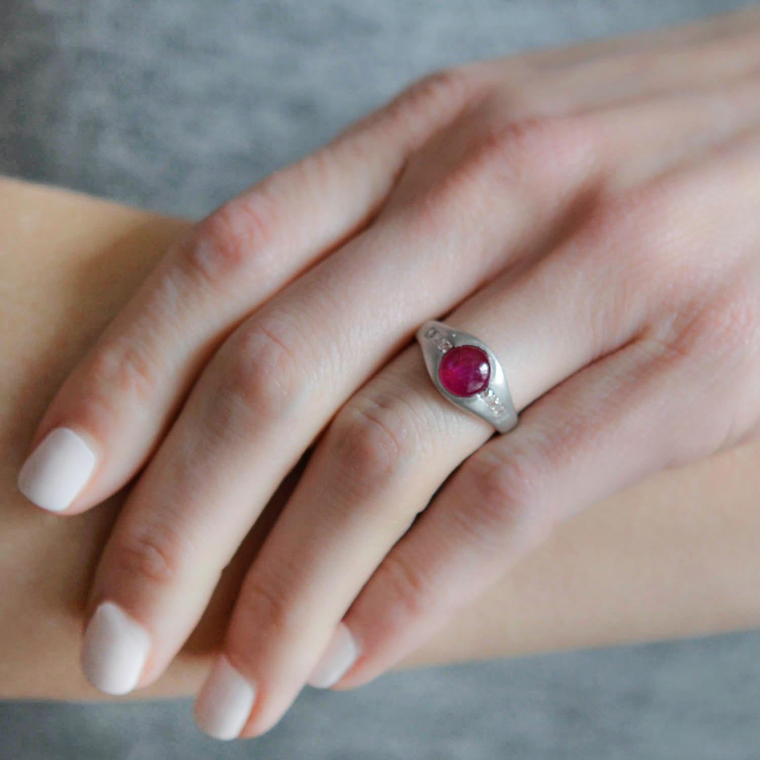 Women's or Men's Edwardian Platinum 1.50 Carat Burmese Ruby and French Cut Diamond Ring For Sale