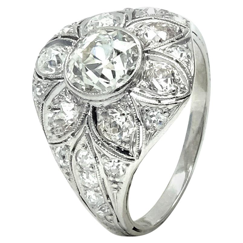 Edwardian Platinum and 2.8 Carat Old European Cut Diamond Flower Ring