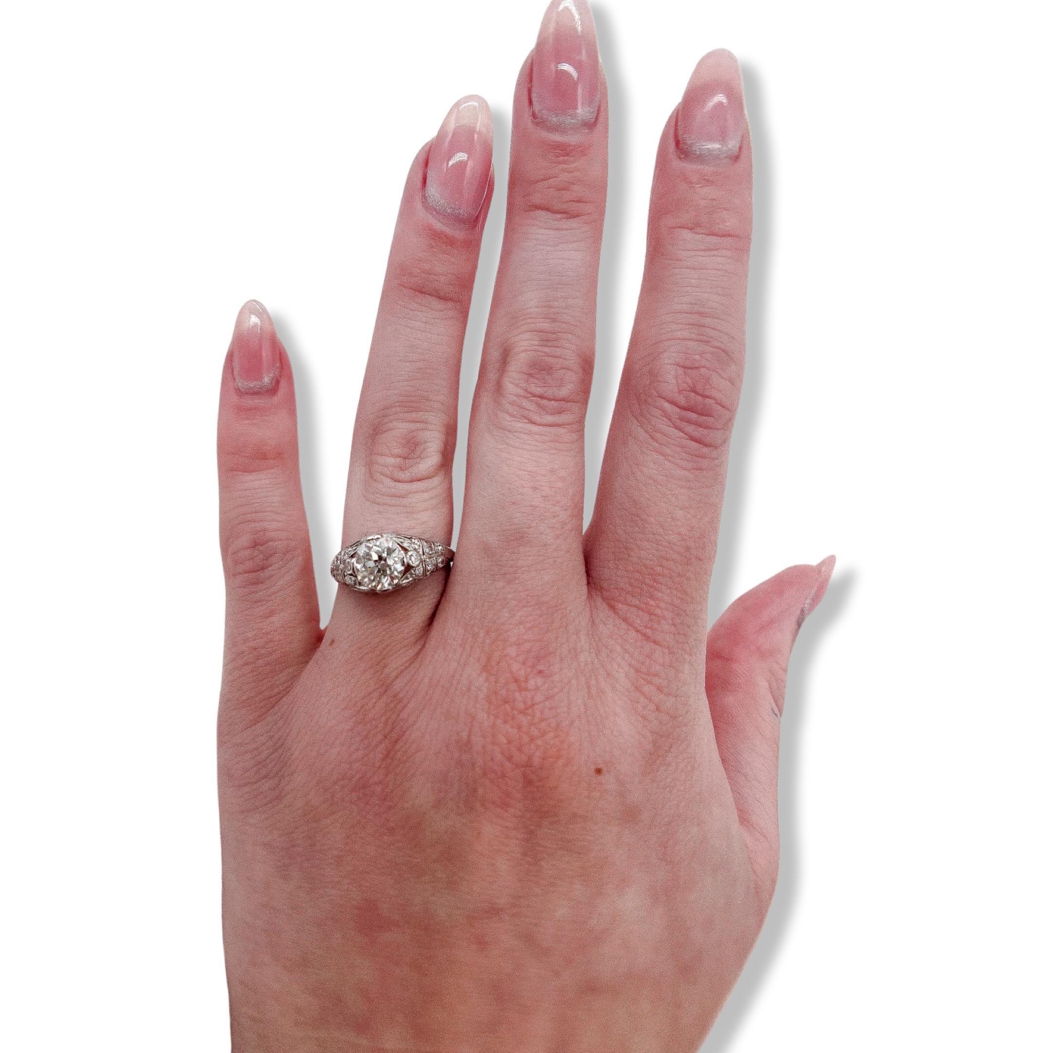 Antique Edwardian 1.3 Carat Platinum and Diamond Engagement Ring For Sale 4