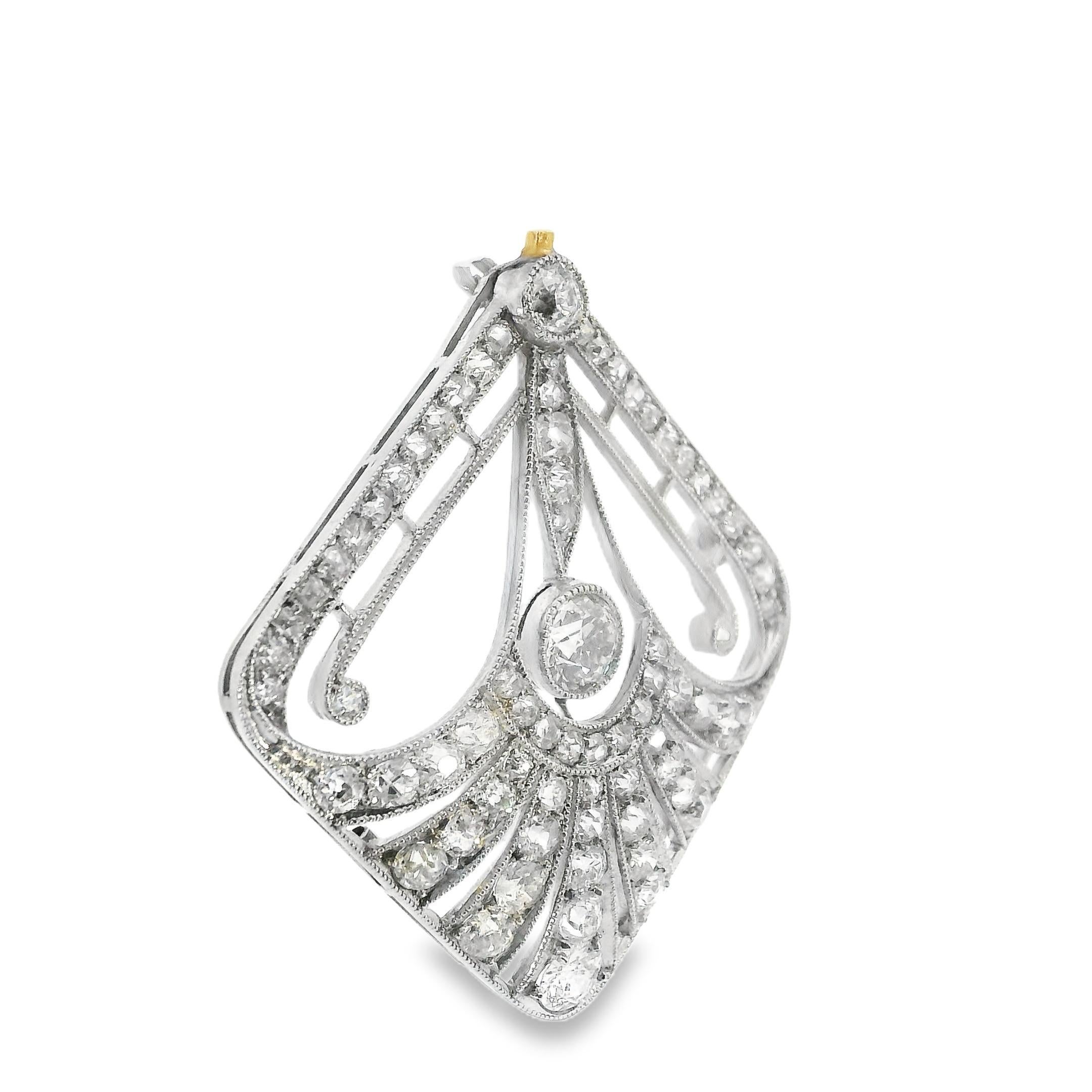 Édouardien Pendentif édouardien en platine, poids total de 1,5 carat, datant d'environ 1910 en vente