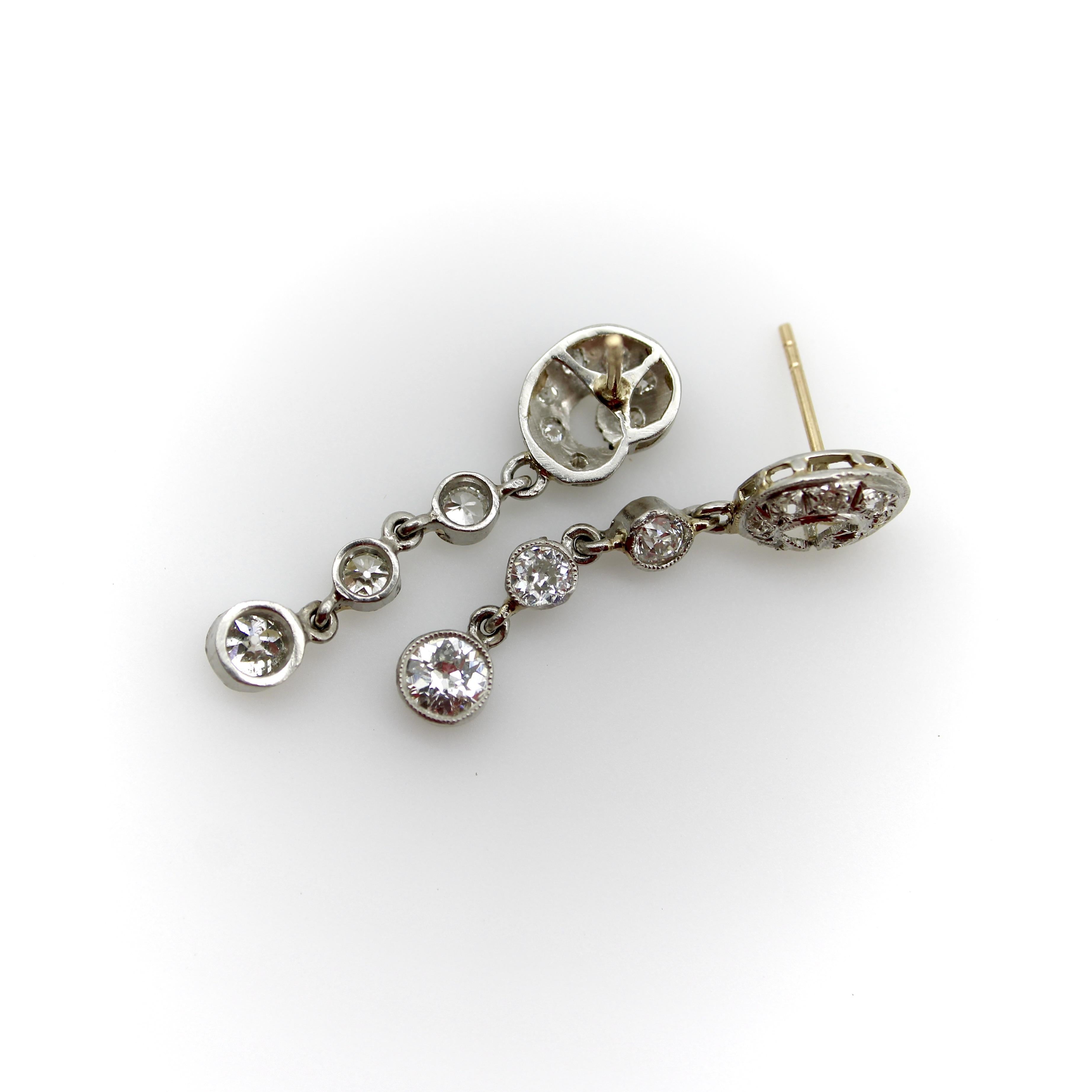 Boucles d'oreilles pendantes édouardiennes en platine et diamant de taille européenne ancienne Unisexe en vente