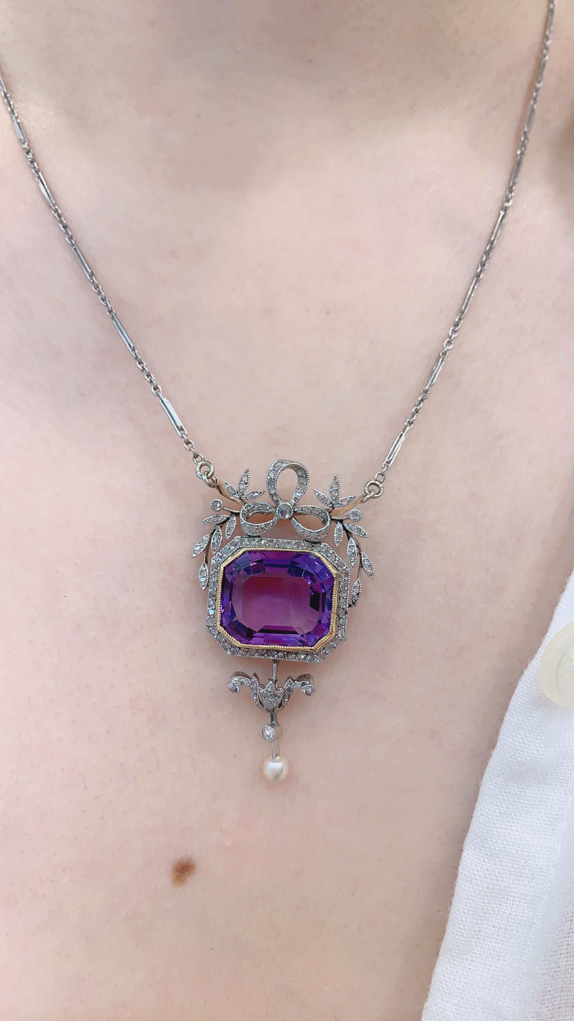 Belle Époque Edwardian platinum diamond and amethyst pendant necklace For Sale