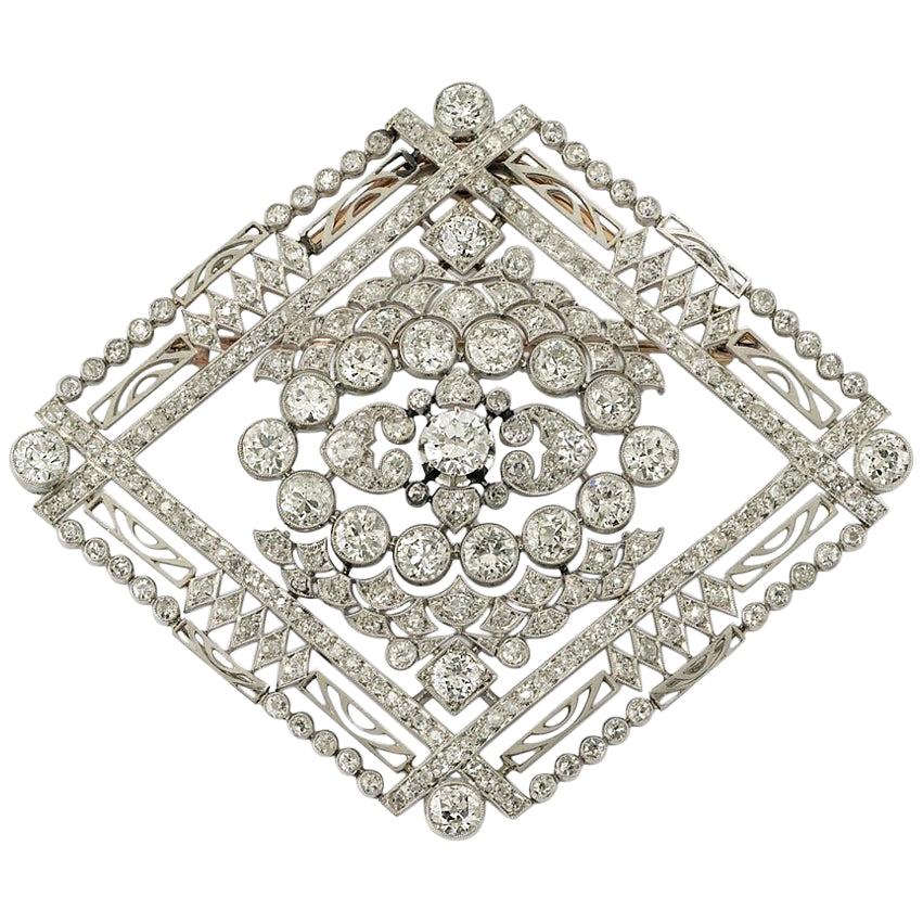 Edwardian Platinum Diamond Brooch, 1910s