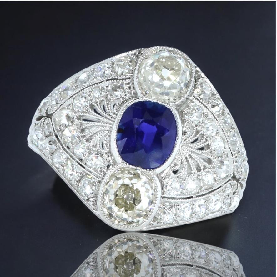 Women's or Men's Edwardian Platinum Diamond & Certified, AGL, Unheated Sapphire Ring Marcus & Co. For Sale