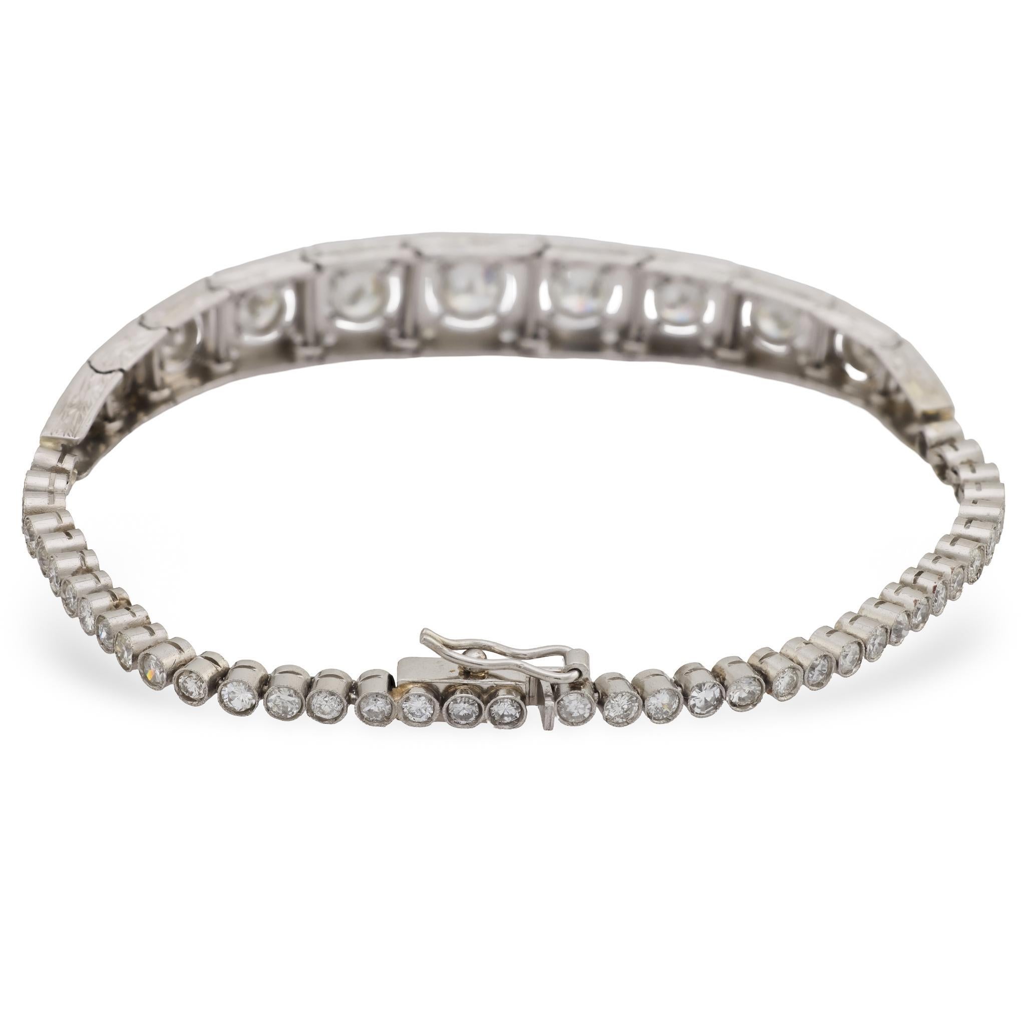 Bracciale edoardiano in platino con diamanti In condizioni buone in vendita a Narberth, PA