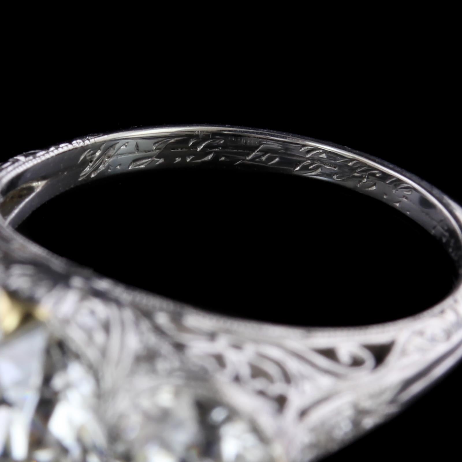Edwardian Platinum Diamond Three-Stone Ring GIA Certified In Good Condition In Nashua, NH