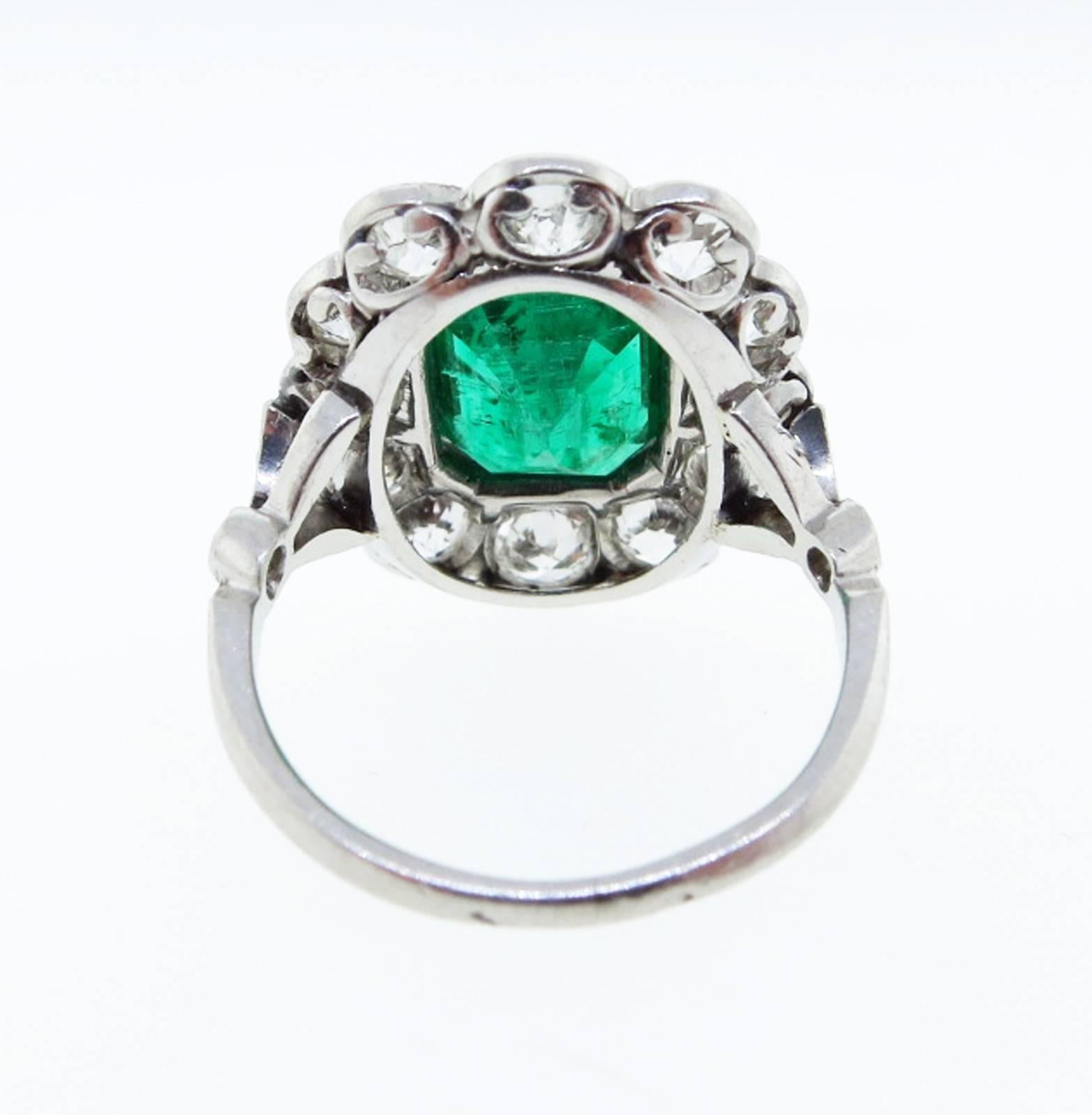 Edwardian Emerald Diamond Platinum Ring In Excellent Condition For Sale In Lambertville, NJ