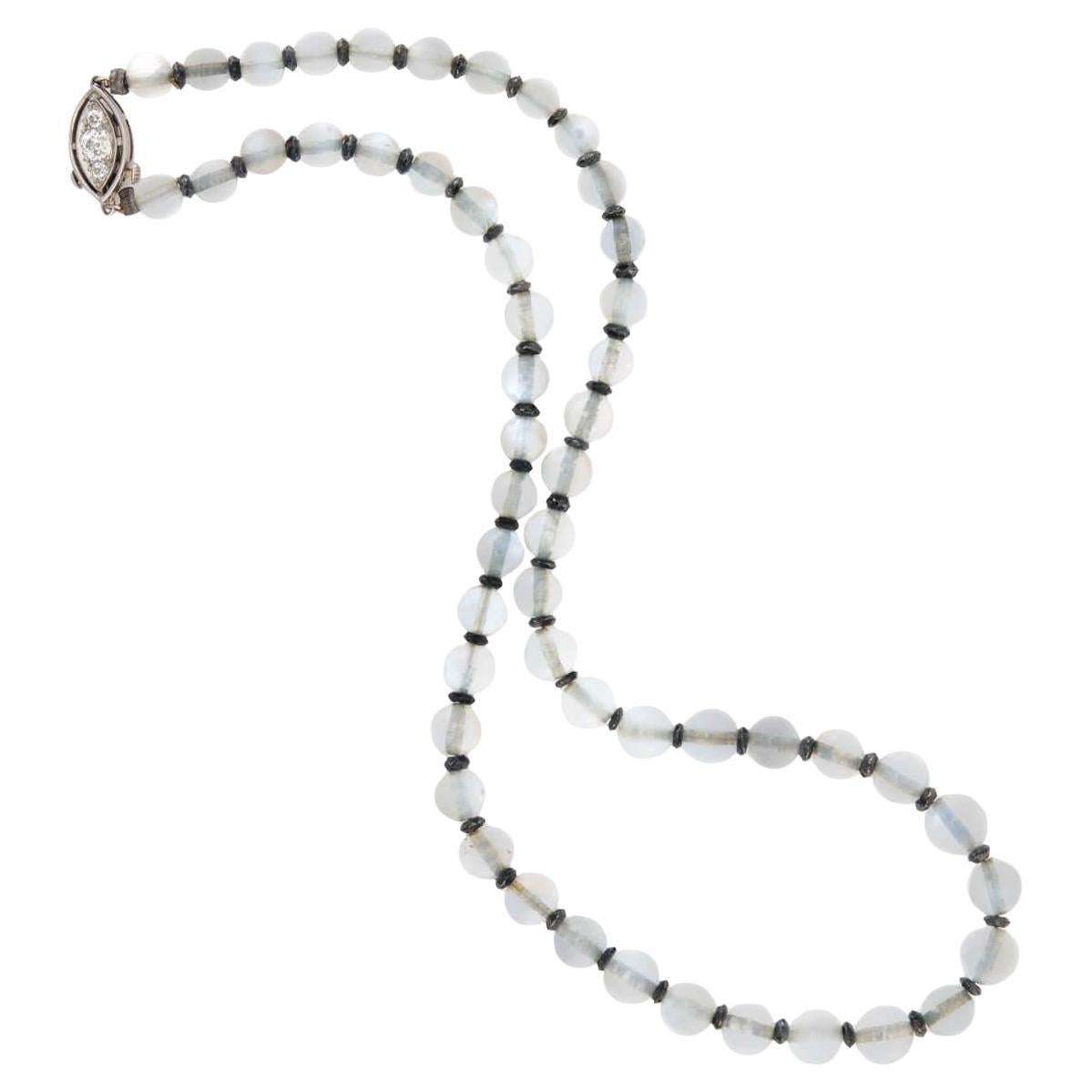 Collier édouardien en platine avec perles de pierre de lune et de diamant en vente