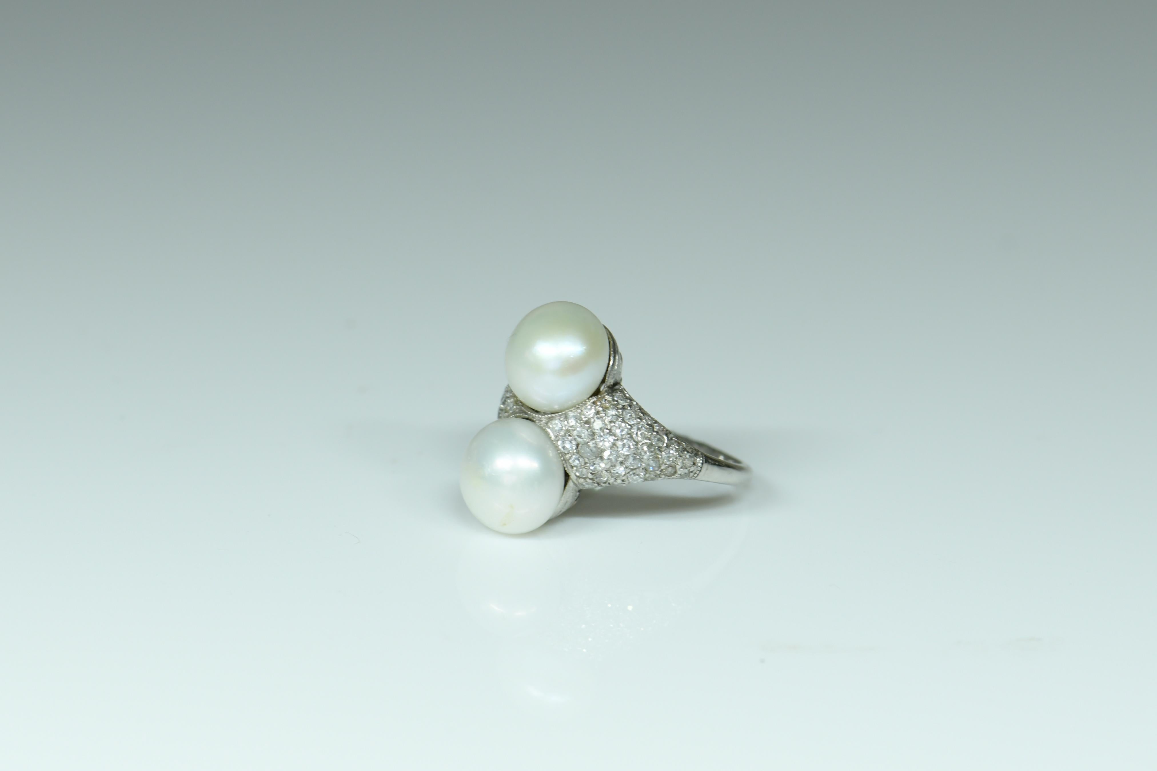 Edwardian Platinum Natural Pearl and Diamond Ring For Sale 1