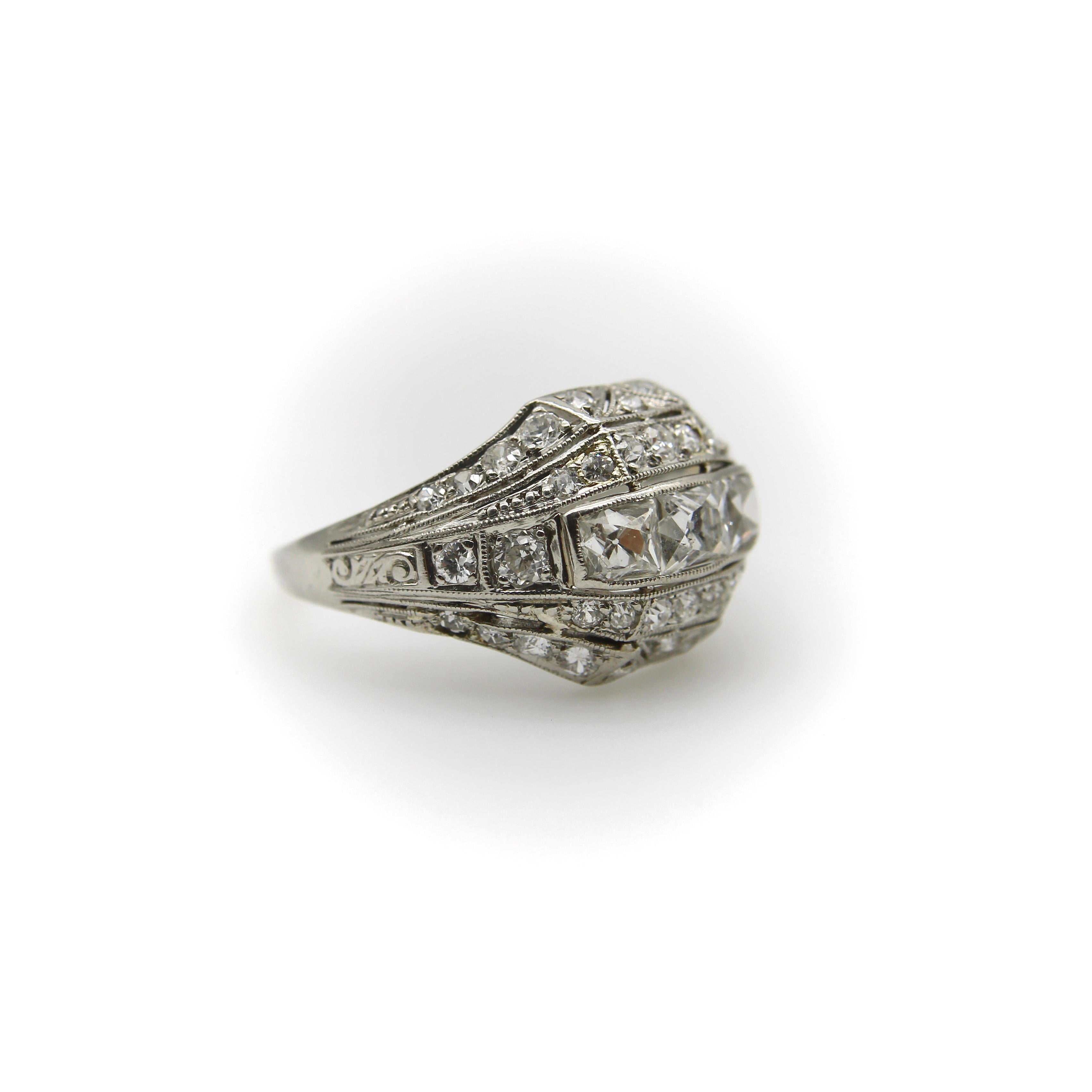 Édouardien Bague édouardienne en platine avec diamant taillé Peruzzi en vente