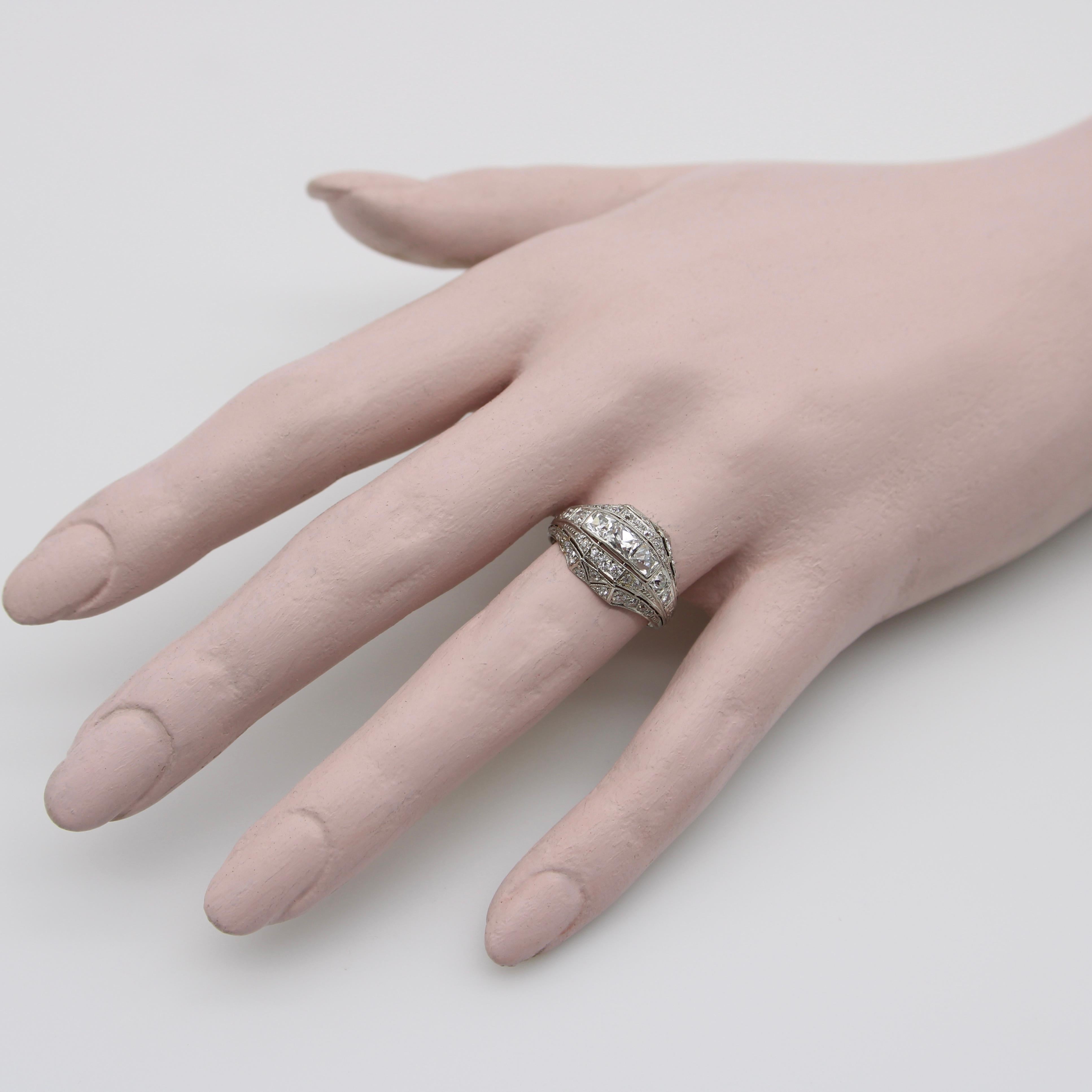 Bague édouardienne en platine avec diamant taillé Peruzzi en vente 1