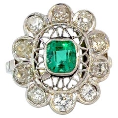Edwardian Platinum Ring - 1.10ct Colombian Emerald & Old Cut Diamonds in an Intr