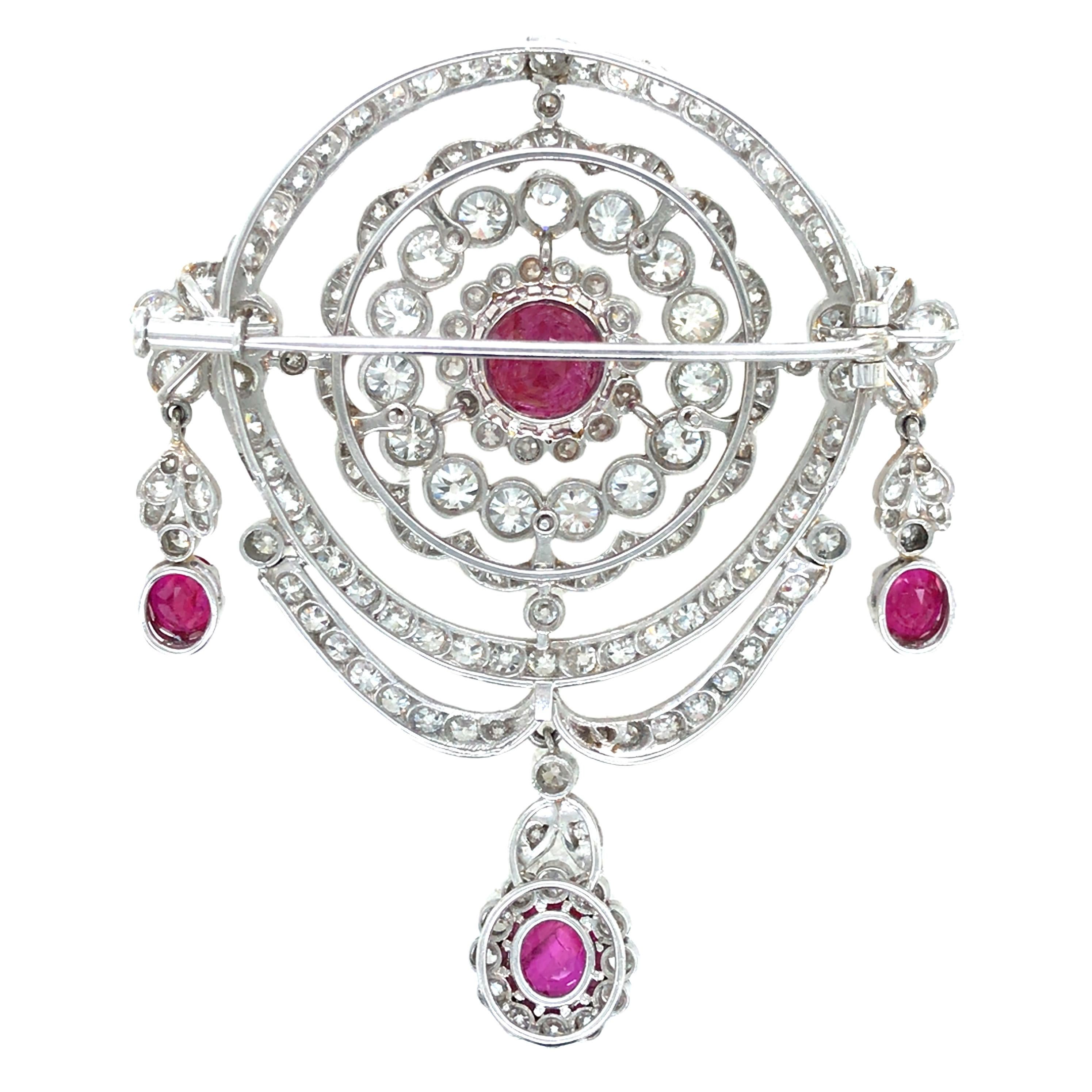 Spilla edoardiana in platino con diamante e rubino, SSEF In condizioni buone in vendita a New York, NY