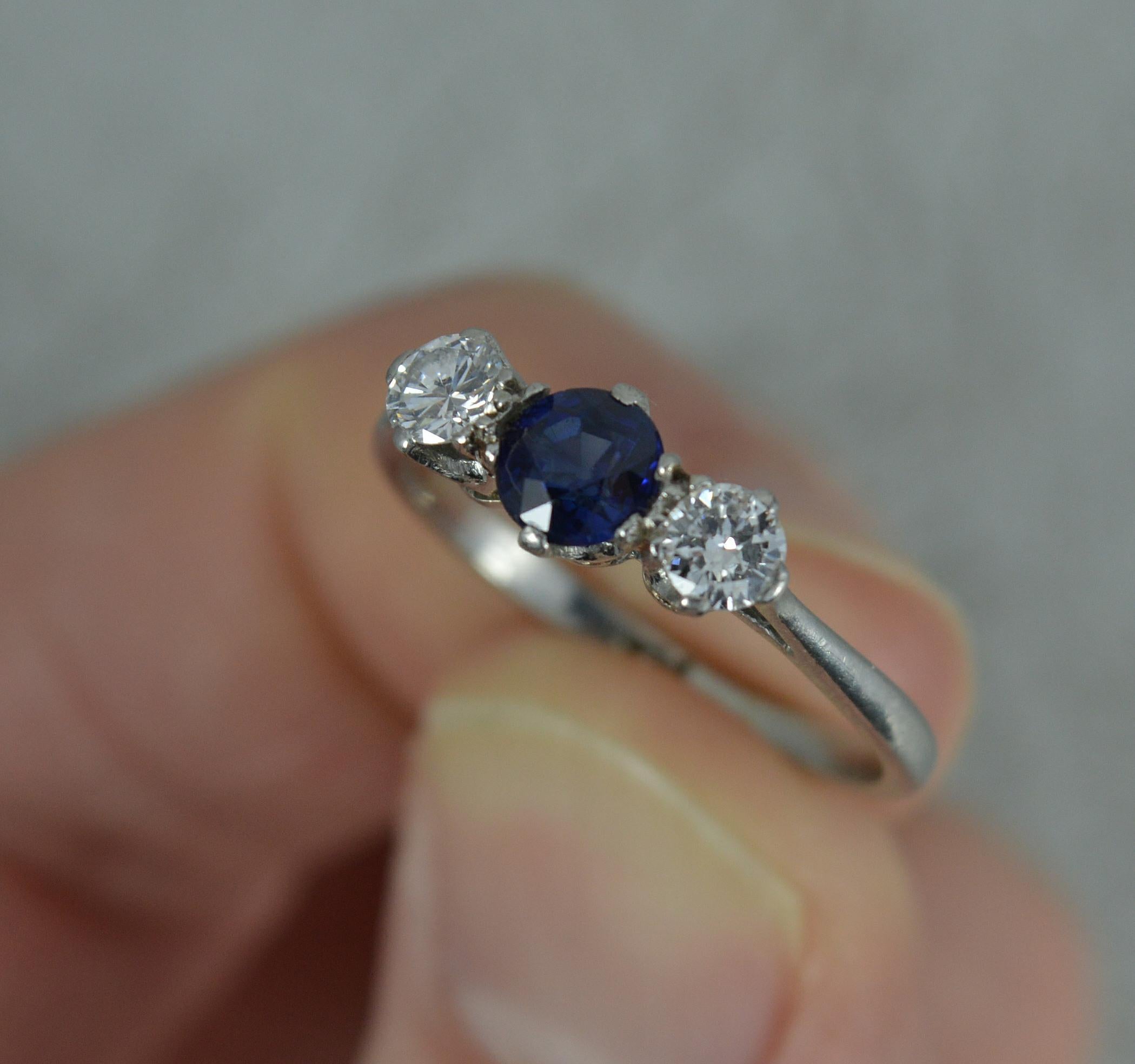 Verlobungsring aus Platin mit Saphir und Vs-Diamant, im viktorianischen Stil 1