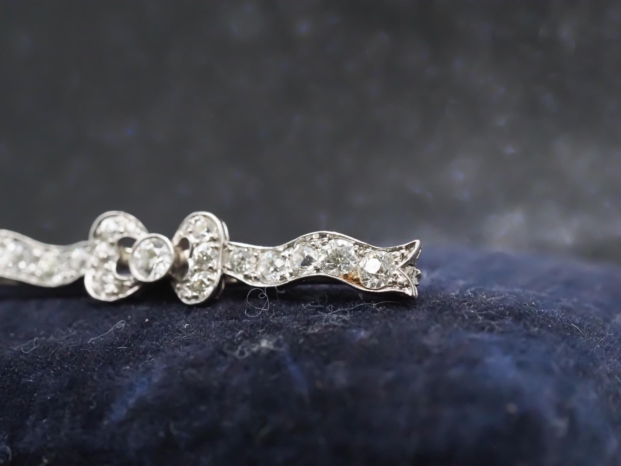Edwardian Platinum Tiffany & Co. Old European Diamond Ribbon Brooch For Sale 4