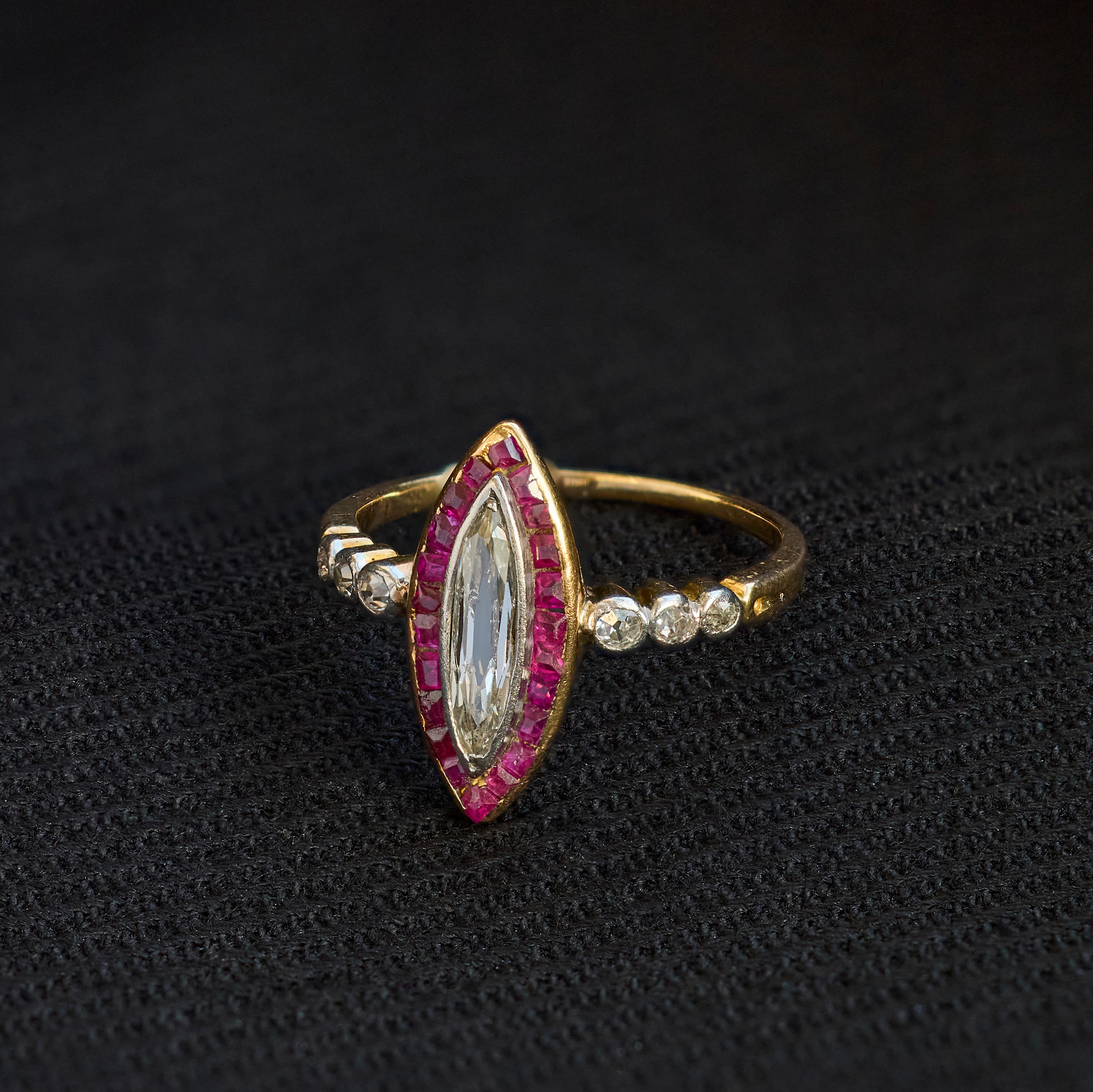 Bague édouardienne avec diamants taille marquise et rubis Bon état - En vente à London, GB