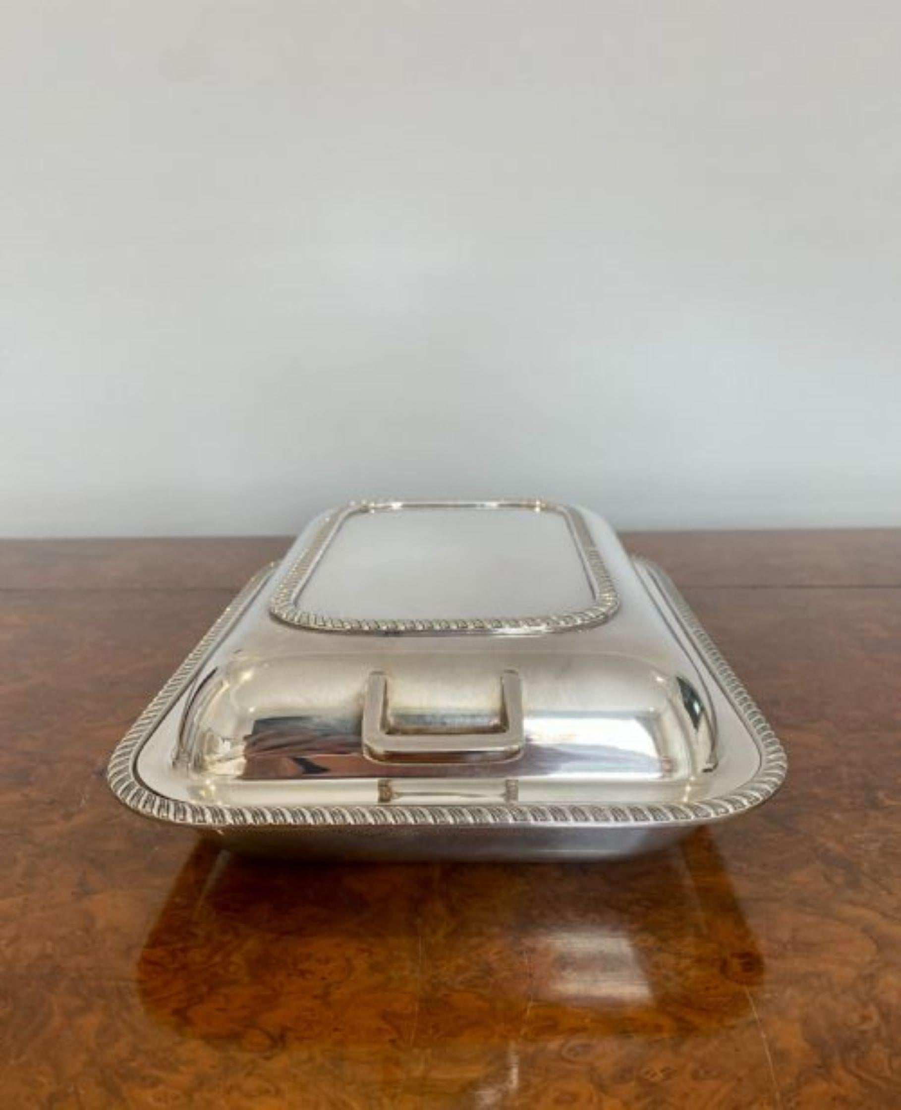 20th Century Edwardian Quality Silver Plated Rectangle Entrée For Sale