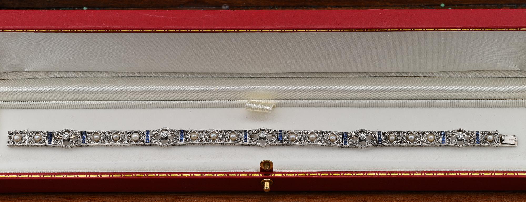 Edwardian Rare Natural Pearl Rose Diamond Sapphire 18 KT Filigree Bracelet In Good Condition For Sale In Napoli, IT
