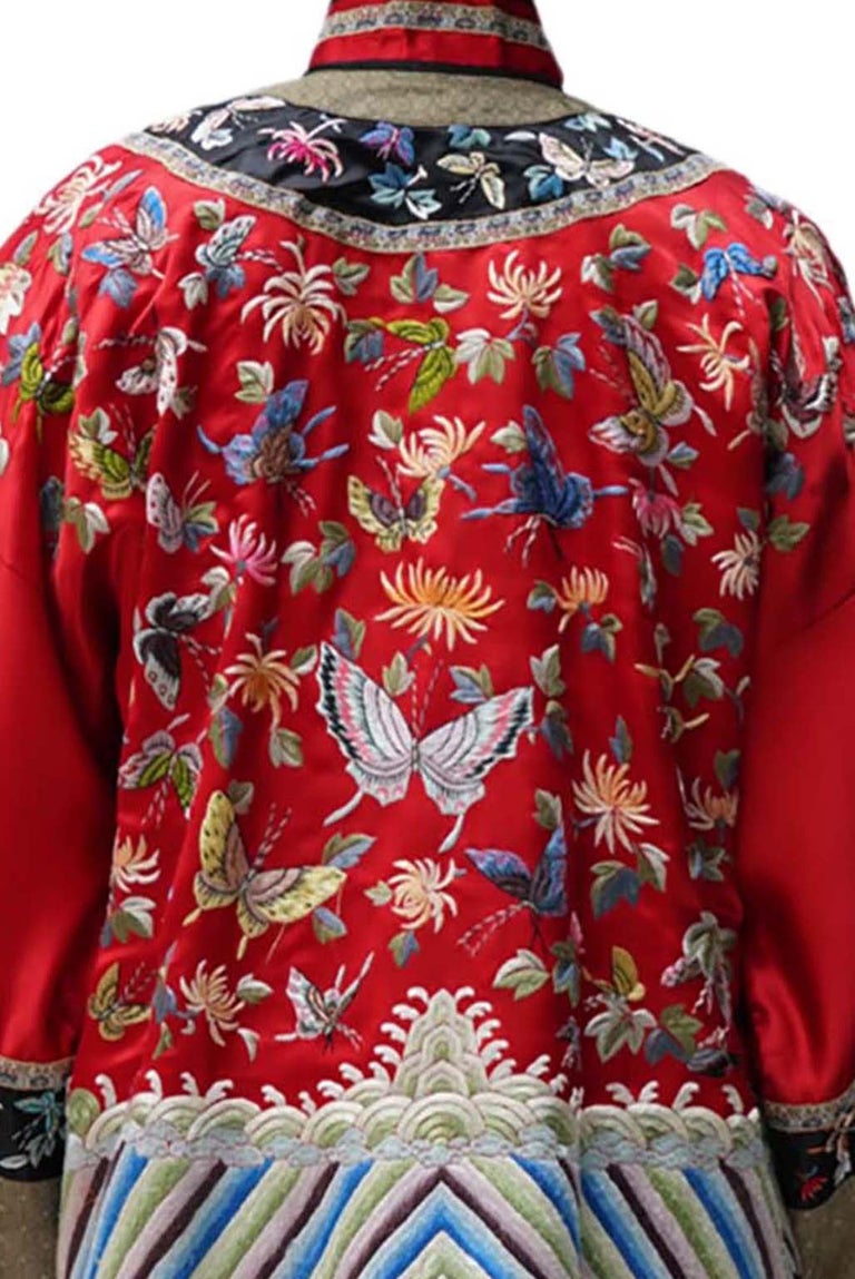 Edwardian Red Butterfly Silk Embroidered Kimono For Sale at 1stDibs