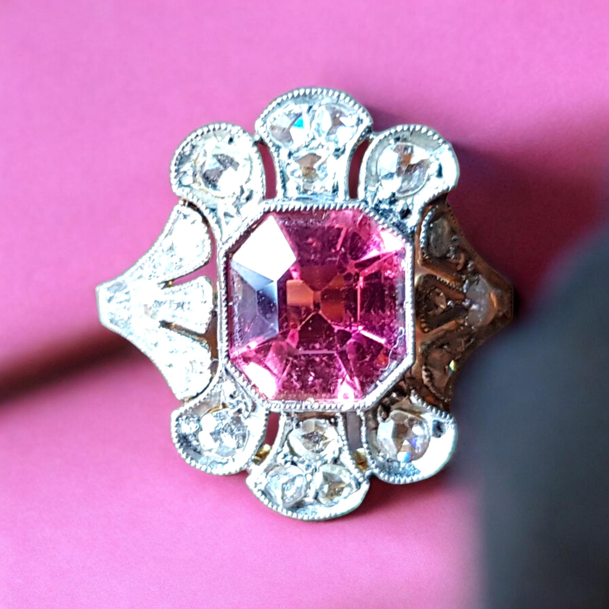 Edwardian Reddish-Pink Tourmaline and Rose Cut  Diamond Ring (1901-1914) In Good Condition For Sale In OVIEDO, AS