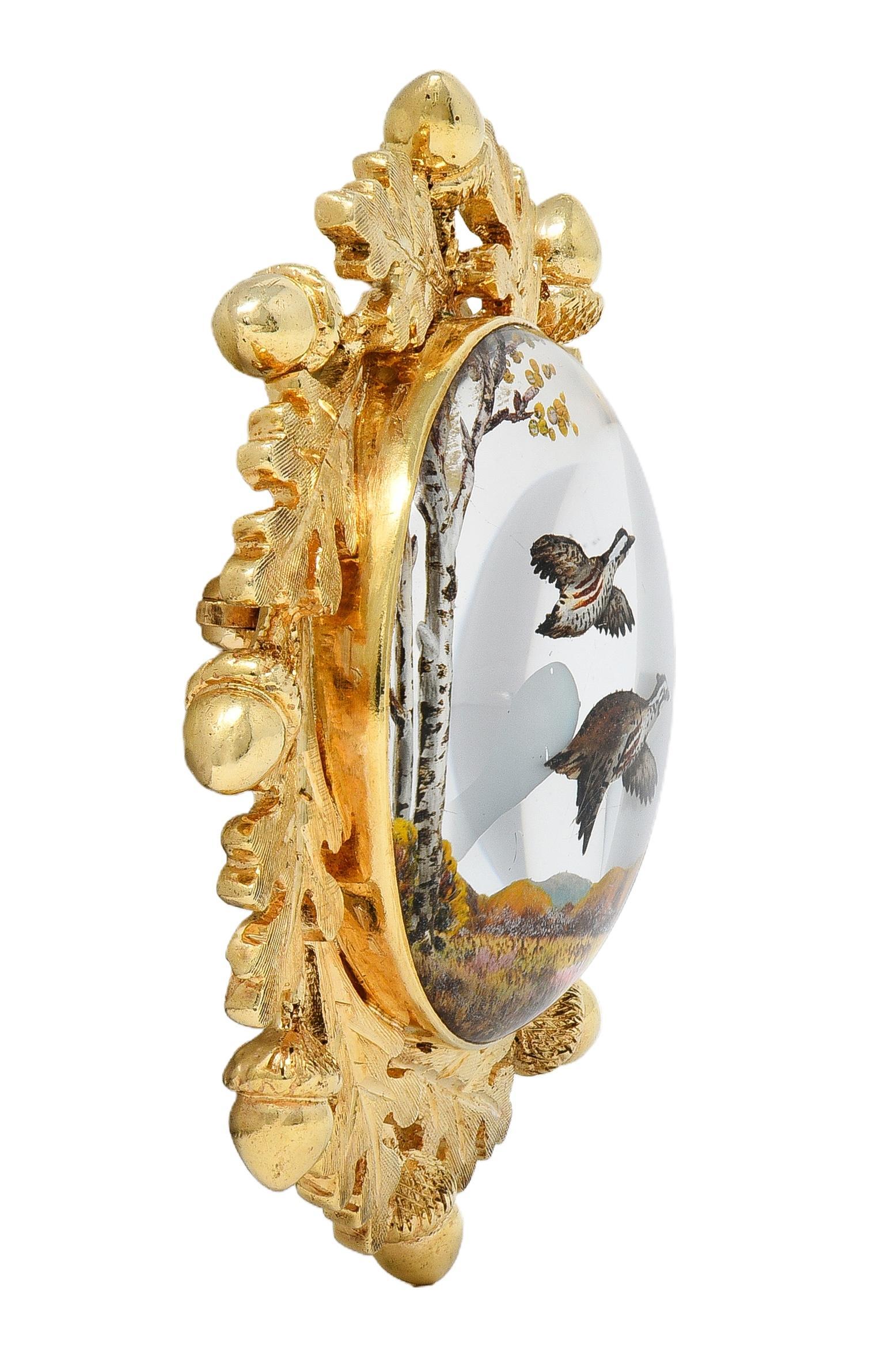 Edwardian Reverse Carved Essex Crystal 14K Gold Quail Acorn Antique Brooch en Excelente estado para la venta en Philadelphia, PA