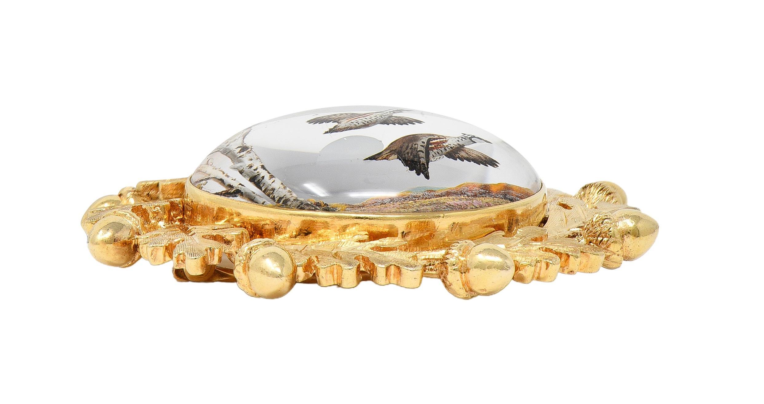 Edwardian Reverse Carved Essex Crystal 14K Gold Quail Acorn Antique Brooch en venta 1
