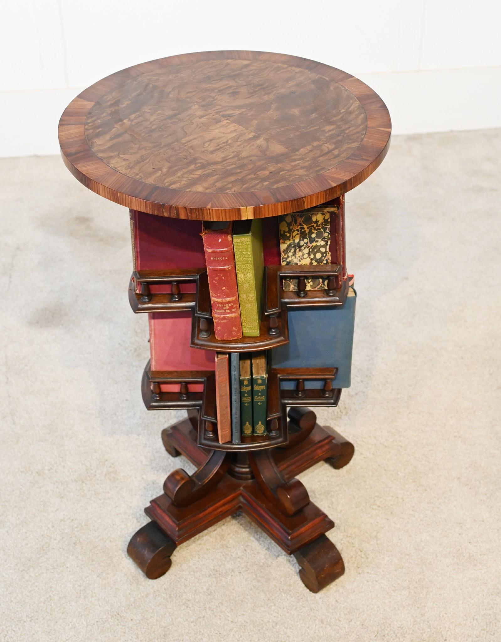 Table de lecture tournante édouardienne en acajou 1900 en vente 1