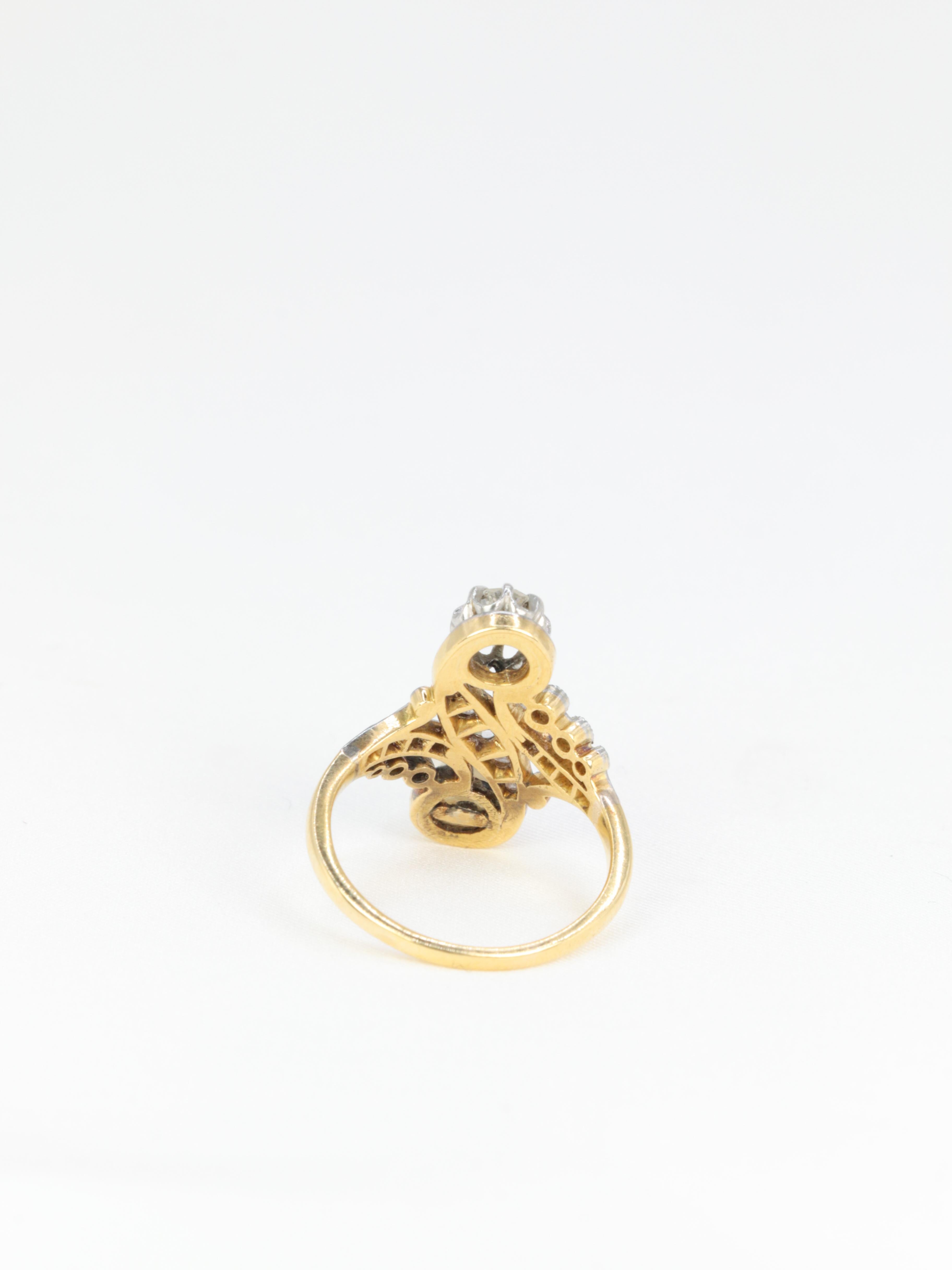 Edwardianischer Ring aus Weißgold, Diamanten und Perlen im Zustand „Hervorragend“ im Angebot in PARIS, FR