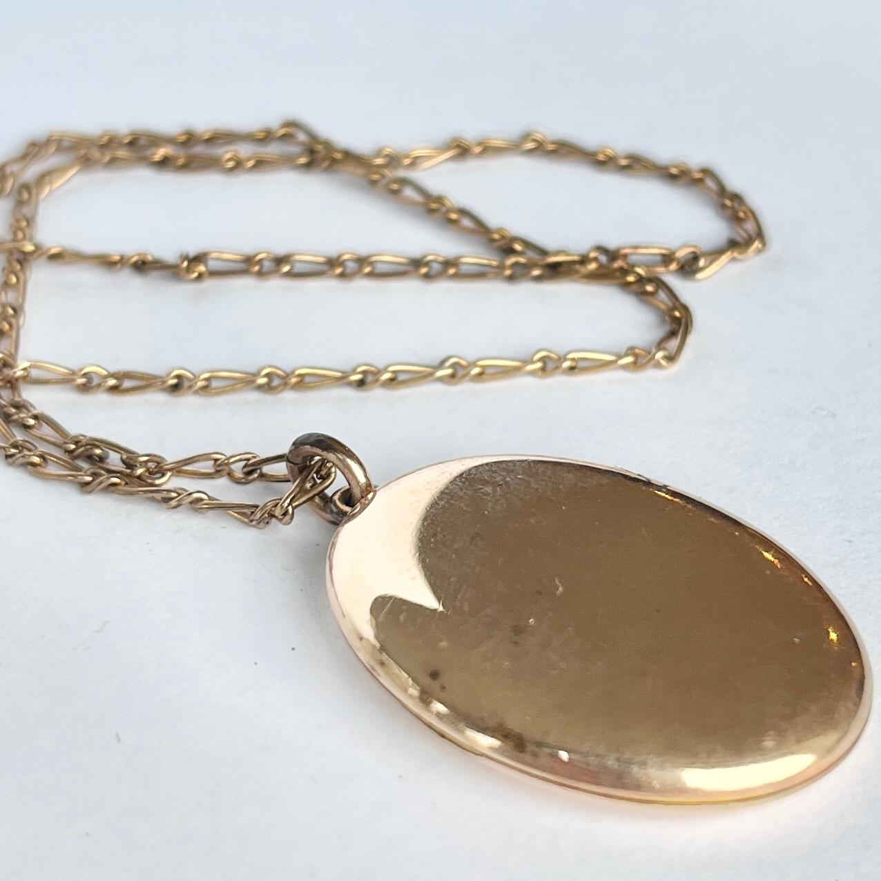 Edwardian Rolled Gold Locket and Chain In Good Condition For Sale In Chipping Campden, GB