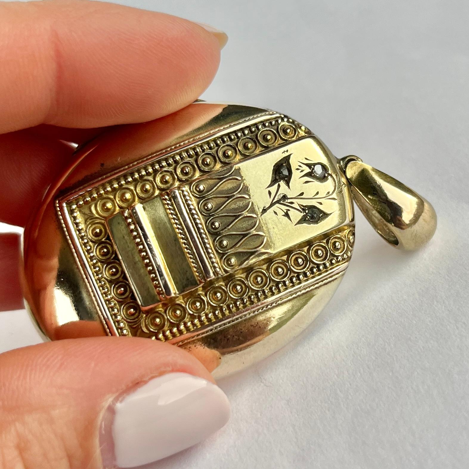 Edwardian Rose Cut Diamond and 9 Carat Gold Locket For Sale 1