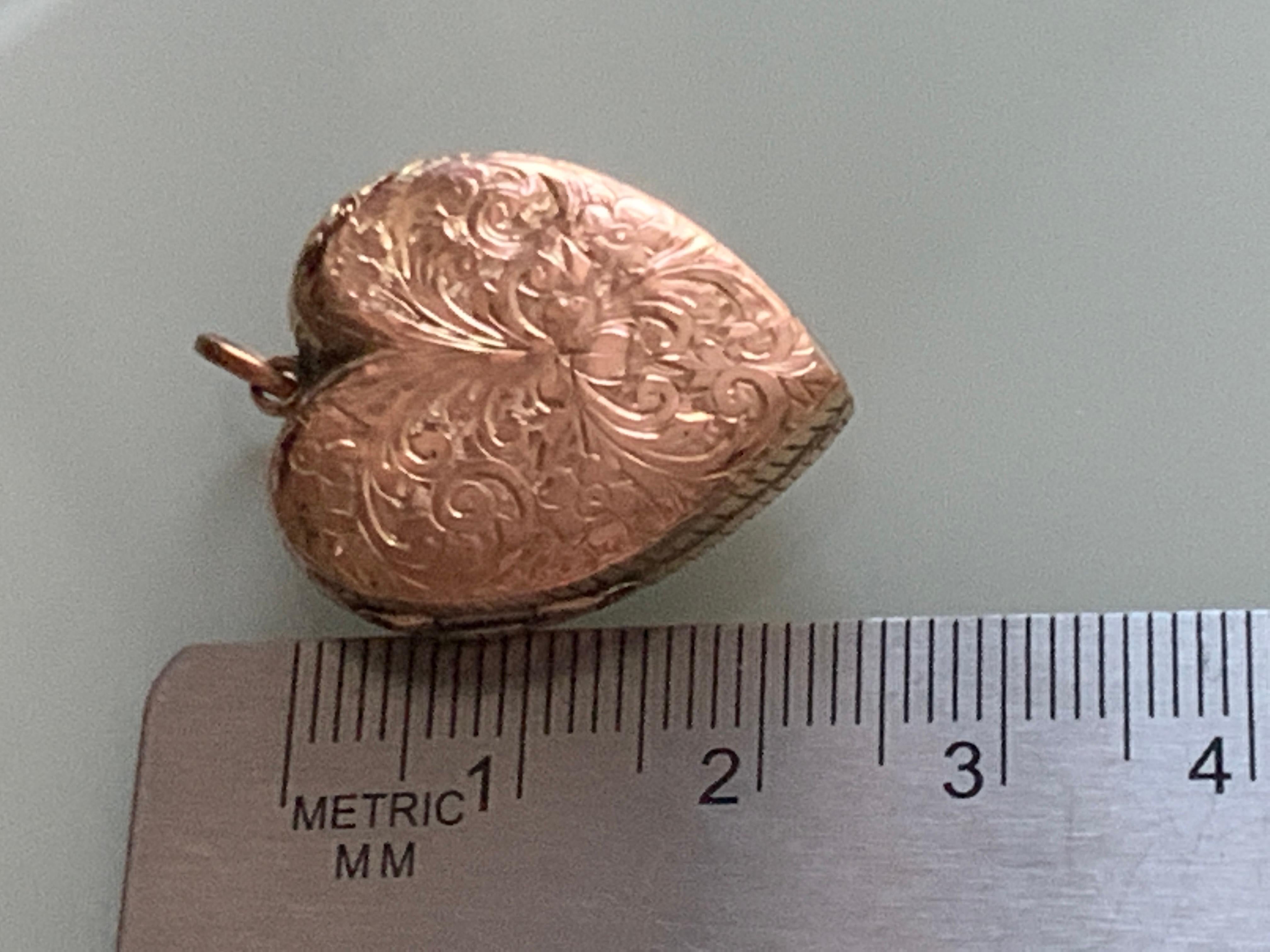 Edwardiano  Medaglione grande in oro rosa con marchio di garanzia in vendita 10