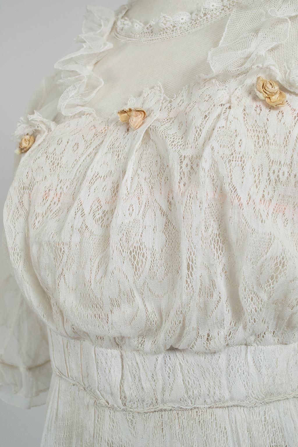 Weißes weißes edwardianisches Netz Rosenknospen-Nacht-Tee- oder Brautkleid - XXS, frühe 1900er Jahre im Angebot 7