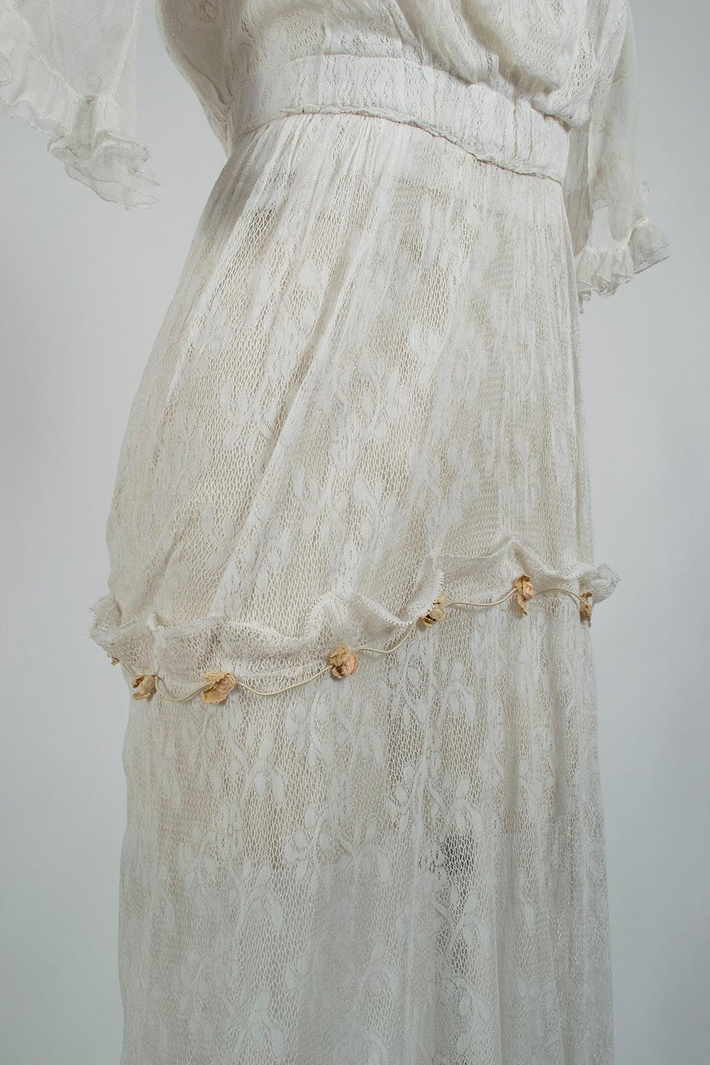 White Edwardian Net Rosebud Afternoon Tea or Bridal Gown - XXS, Early 1900s For Sale 6
