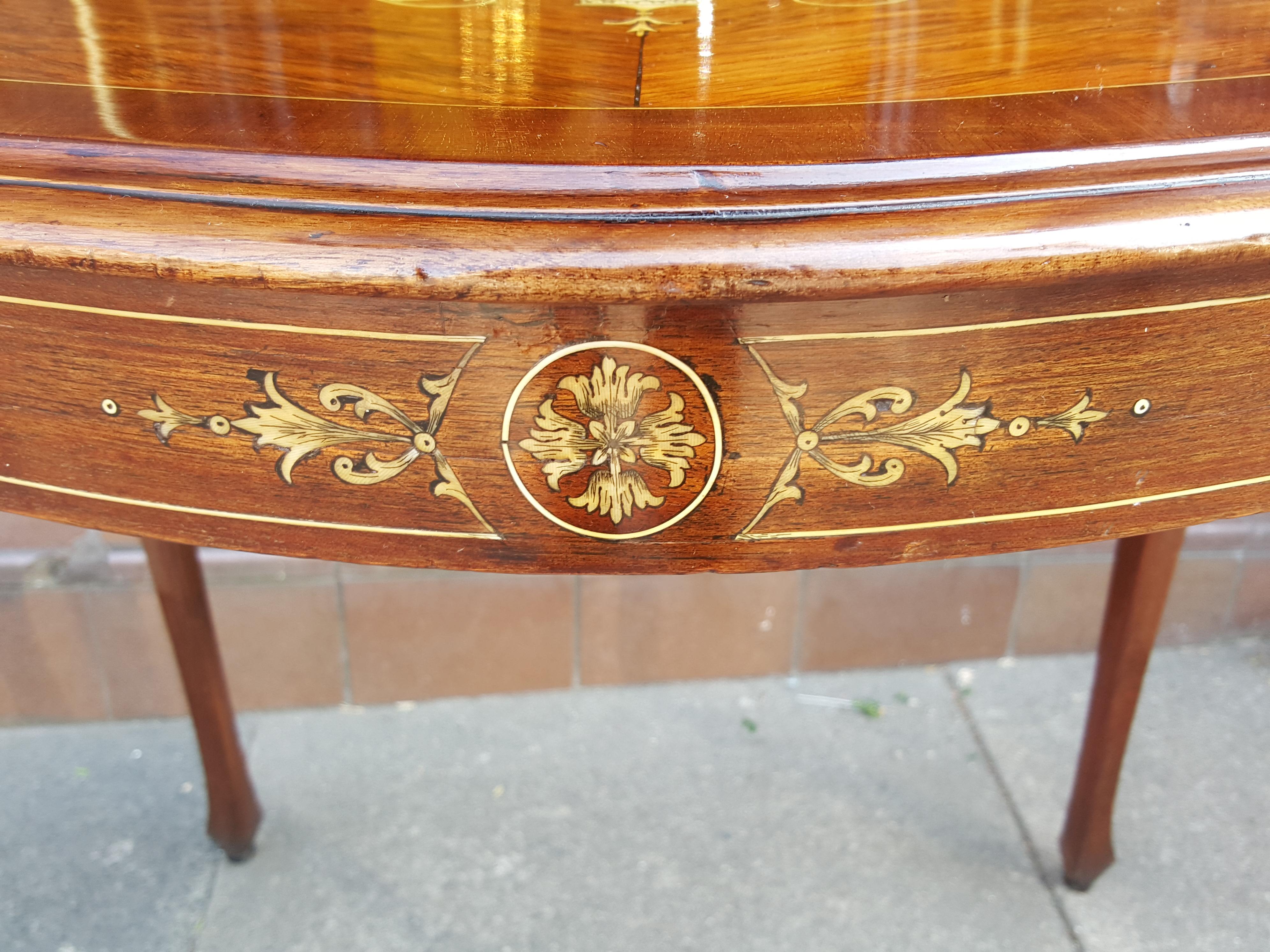 Edwardian Rosewood and Bone Inlaid Occasional Table In Excellent Condition In Altrincham, Cheshire