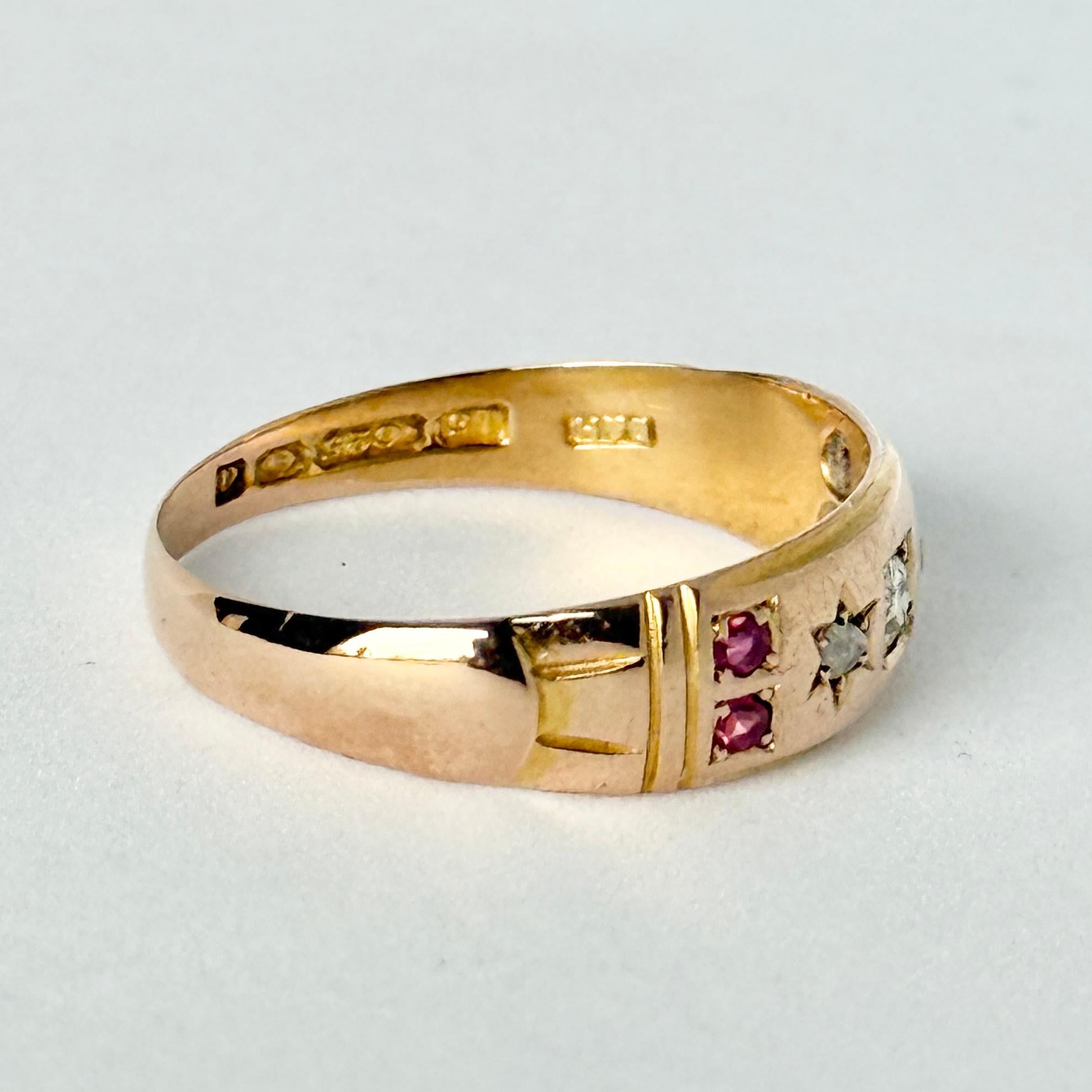 Bague édouardienne en or 18 carats sertie en étoile de rubis et de diamants Pour femmes en vente