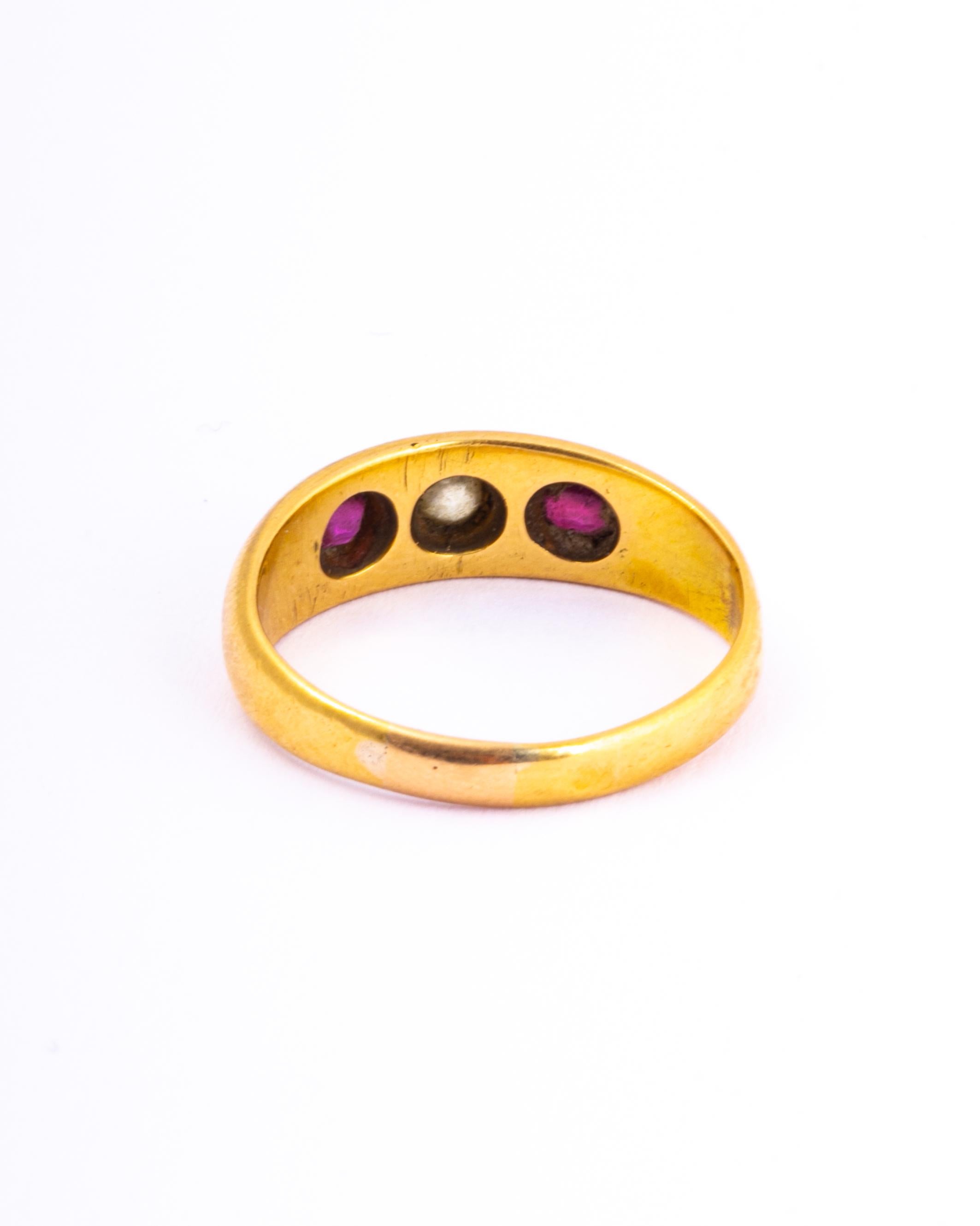 Round Cut Edwardian Ruby and Diamond 18 Carat Gold Three-Stone Gypsy Ring