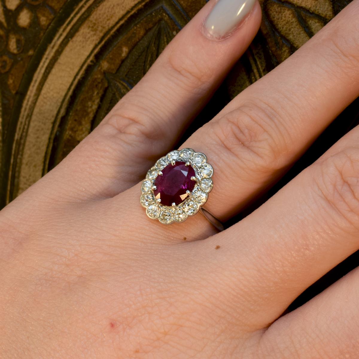 Edwardian Ruby and Diamond Cluster Ring in 18 Carat White Gold and Platinum 4