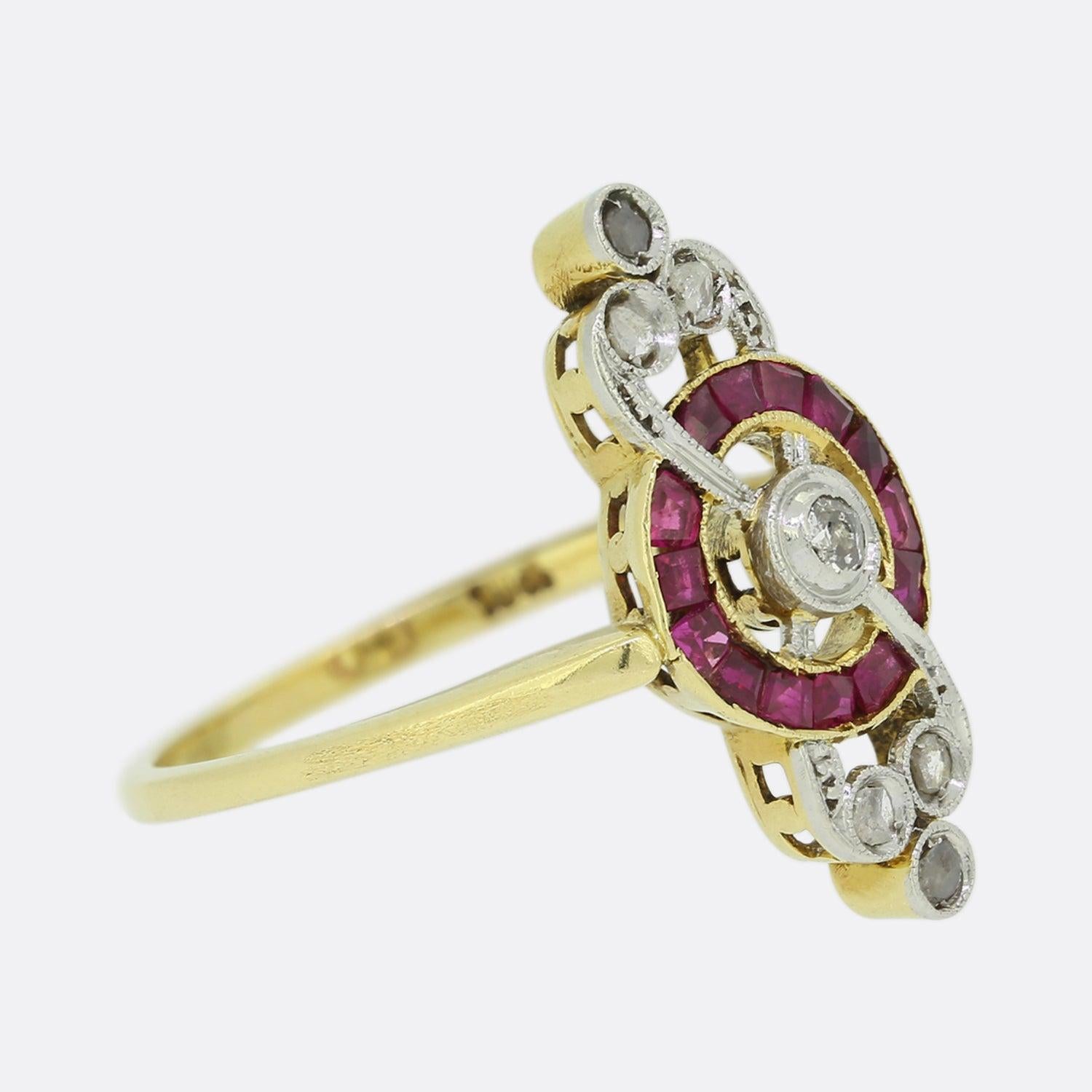 Ring mit edwardianischem Rubin und Diamant (Rundschliff) im Angebot