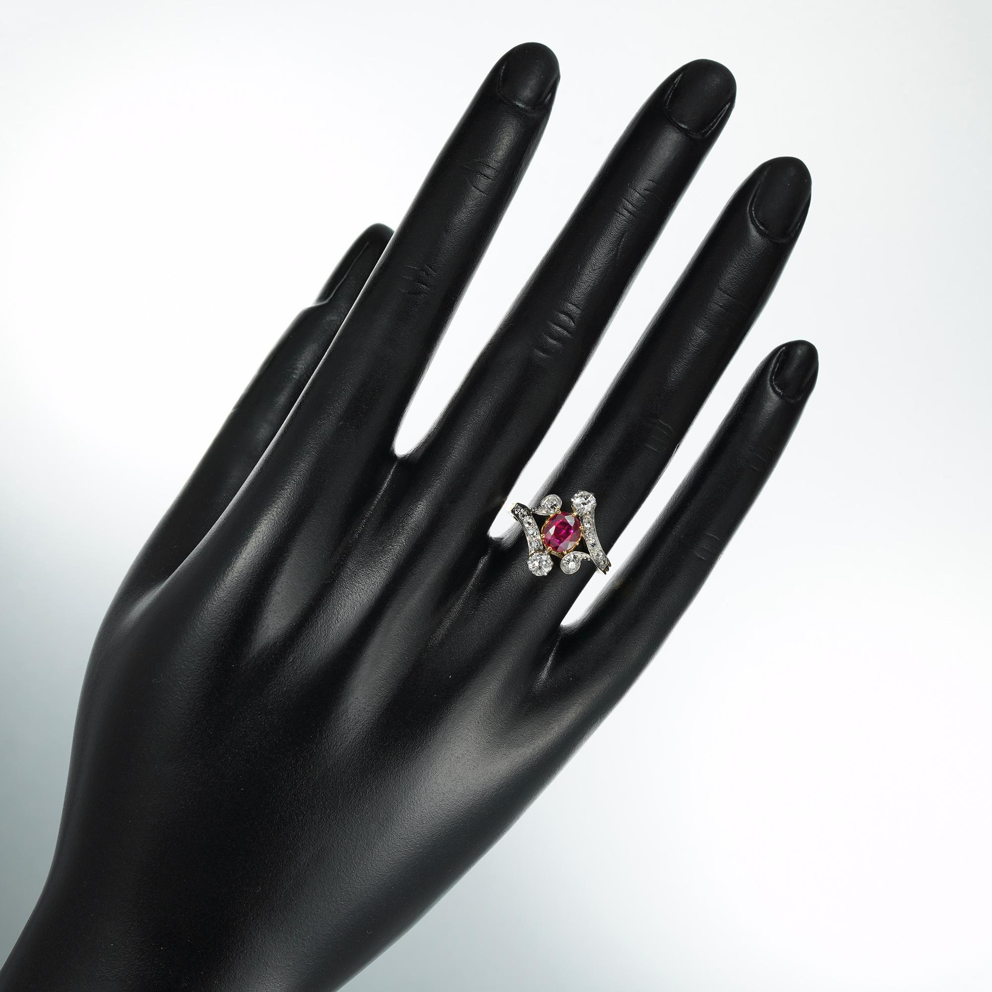 Ring mit Rubin und Diamant im viktorianischen Stil im Zustand „Gut“ im Angebot in London, GB