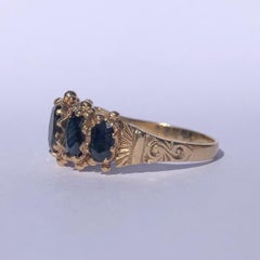Edwardian Sapphire and 9 Carat Gold Five-Stone Ring