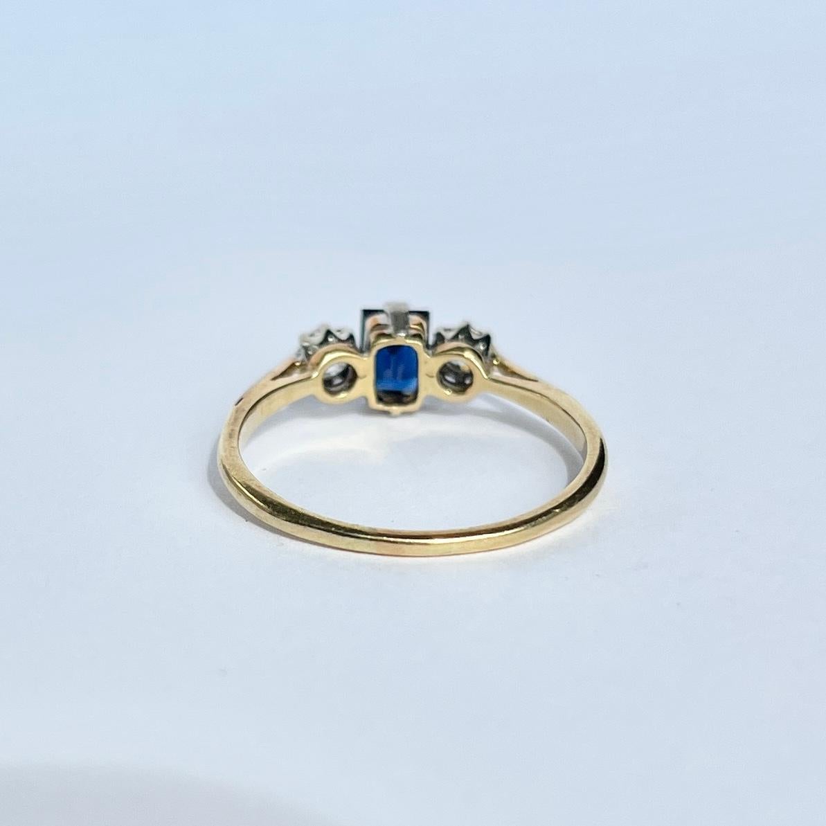 Edwardian Sapphire and Diamond 18 Carat and Platinum Three Stone Ring In Good Condition For Sale In Chipping Campden, GB
